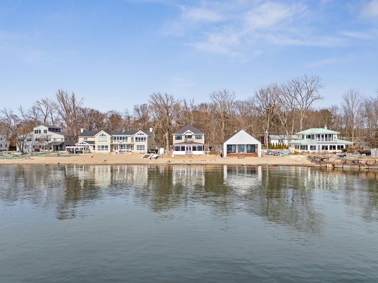 346 Broadlake Road