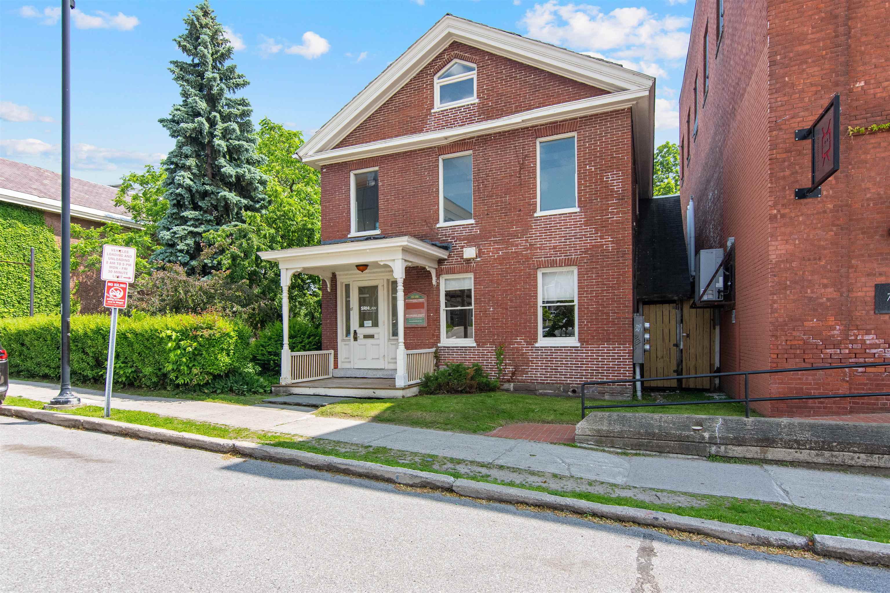 89 College Street Unit: Unit A-2