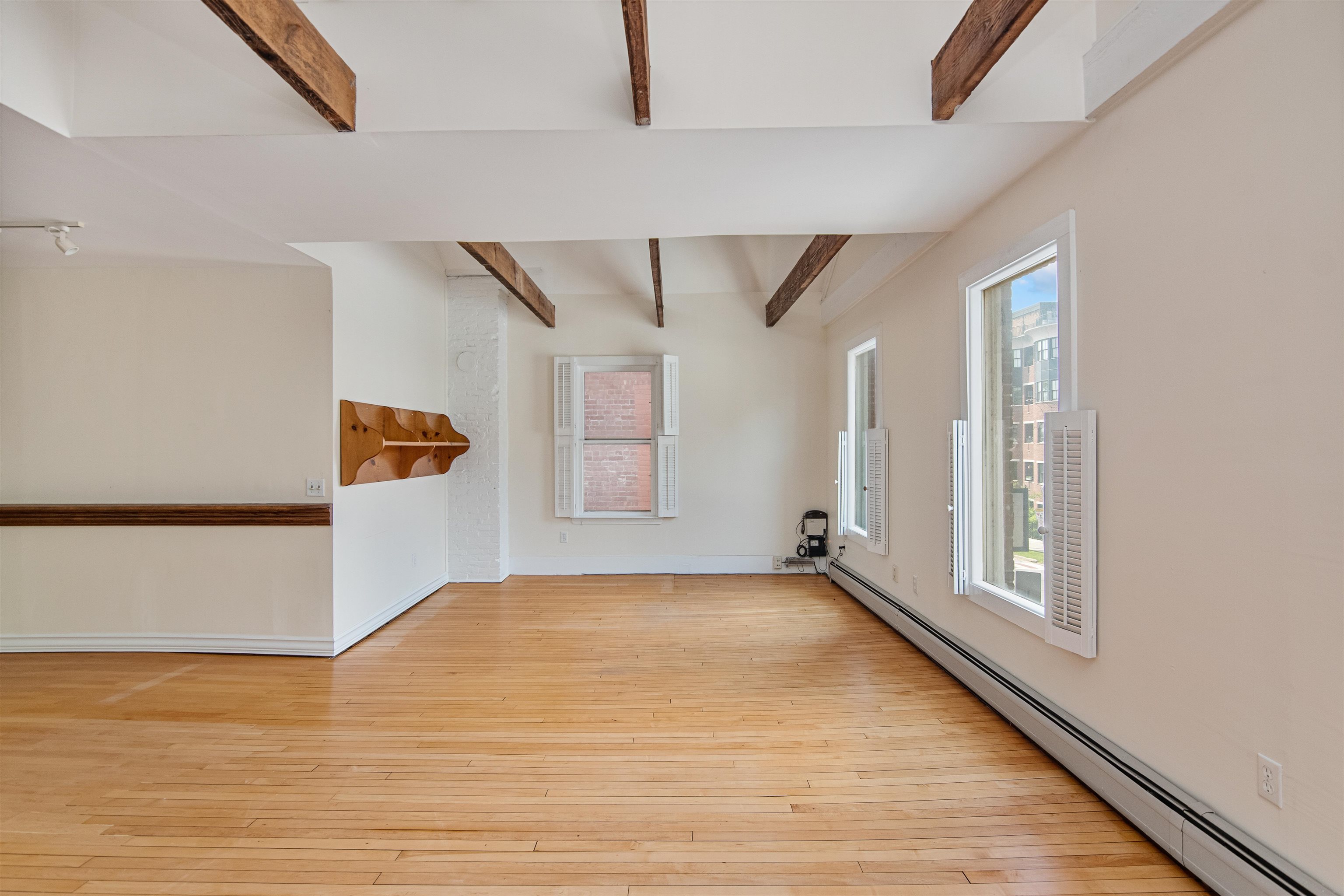 89 College Street Unit: Unit A-2