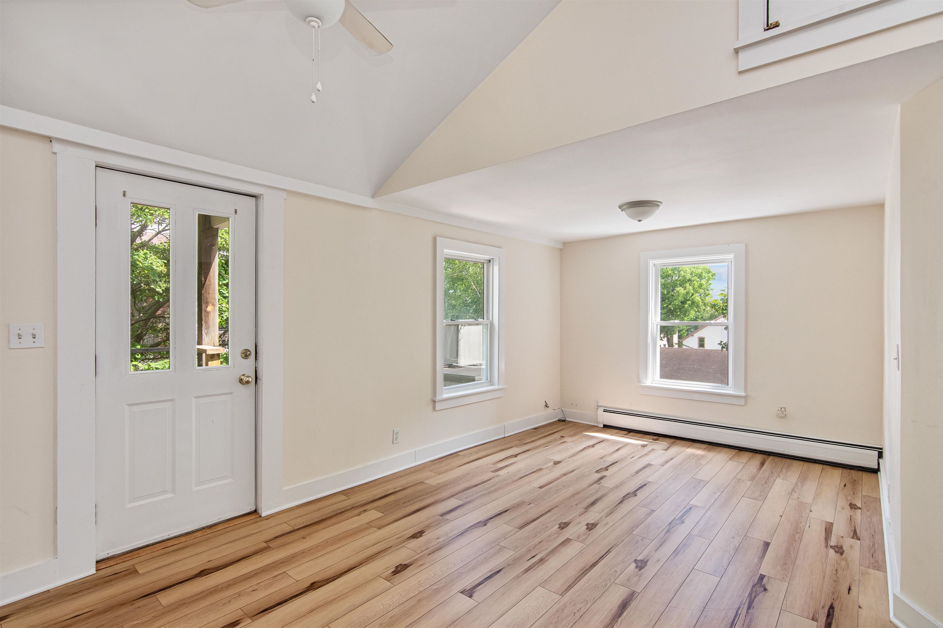 89 College Street Unit: Unit A-2