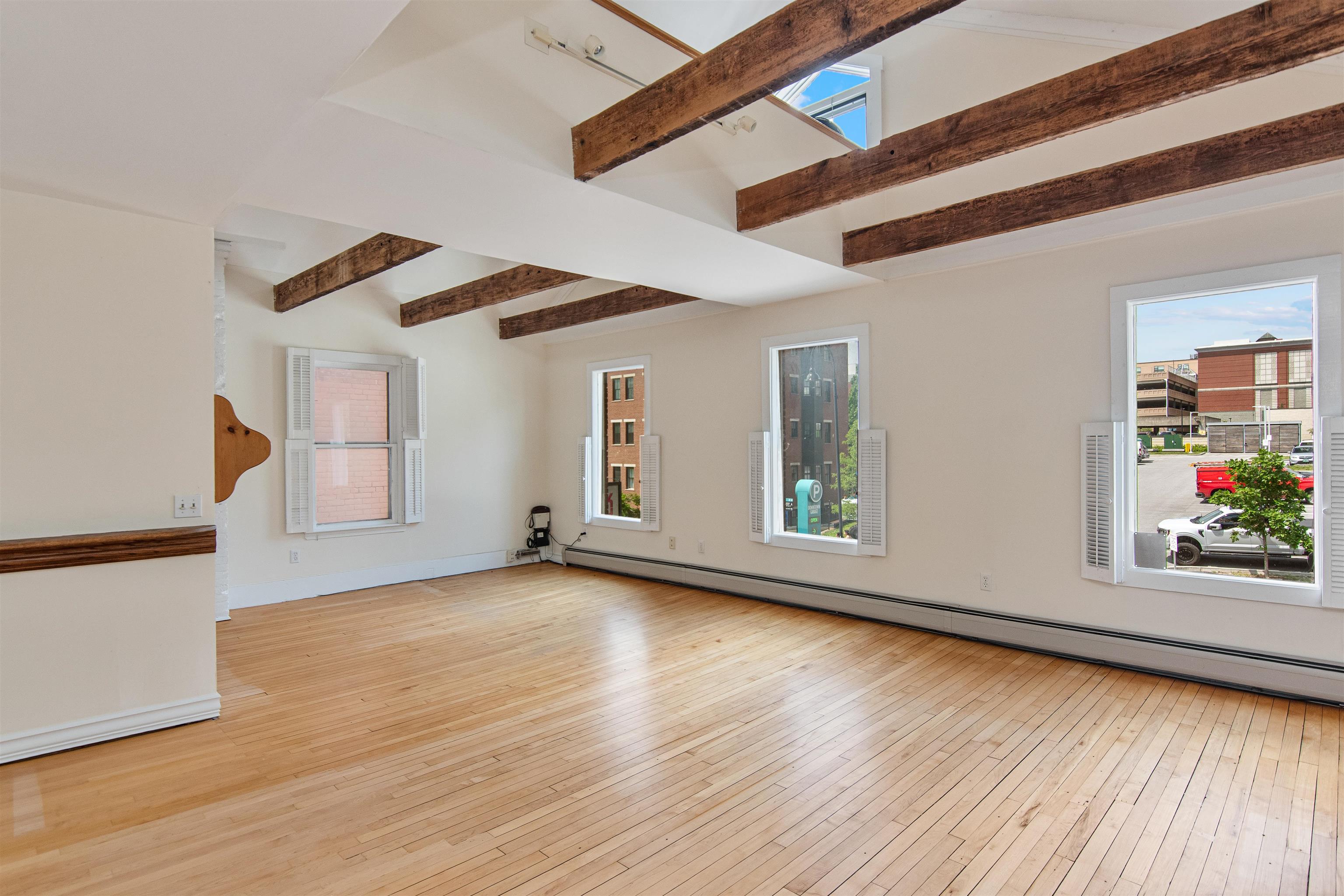 89 College Street Unit: Unit A-2