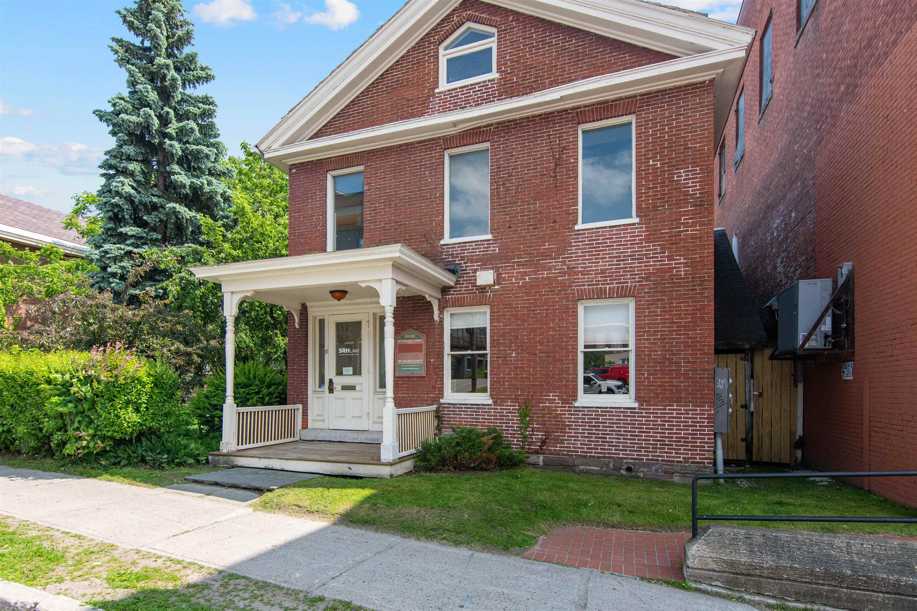 89 College Street Unit: Unit A-2