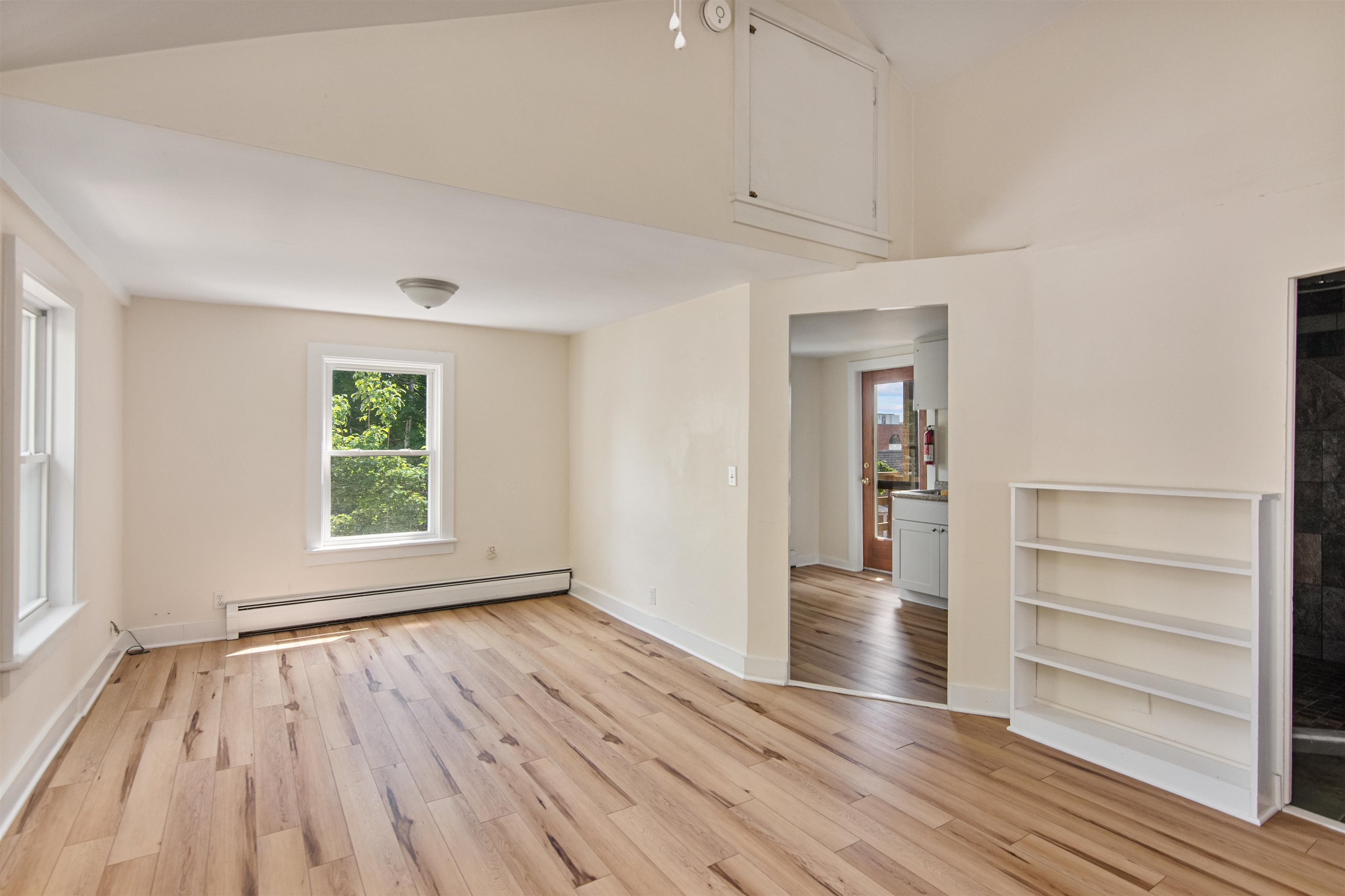 89 College Street Unit: Unit A-2