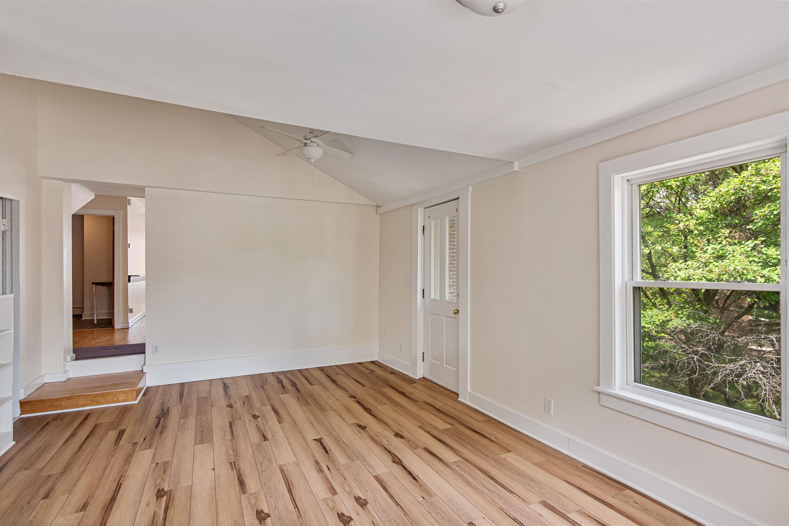 89 College Street Unit: Unit A-2