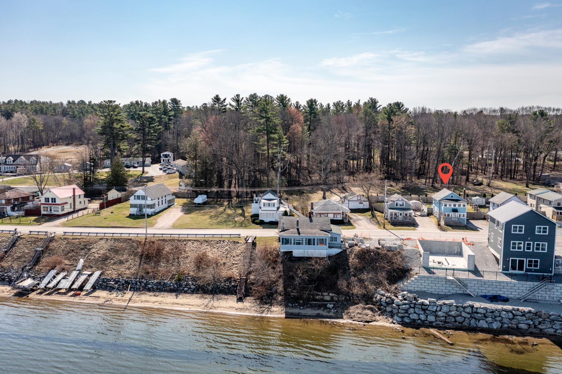 922 East Lakeshore Drive