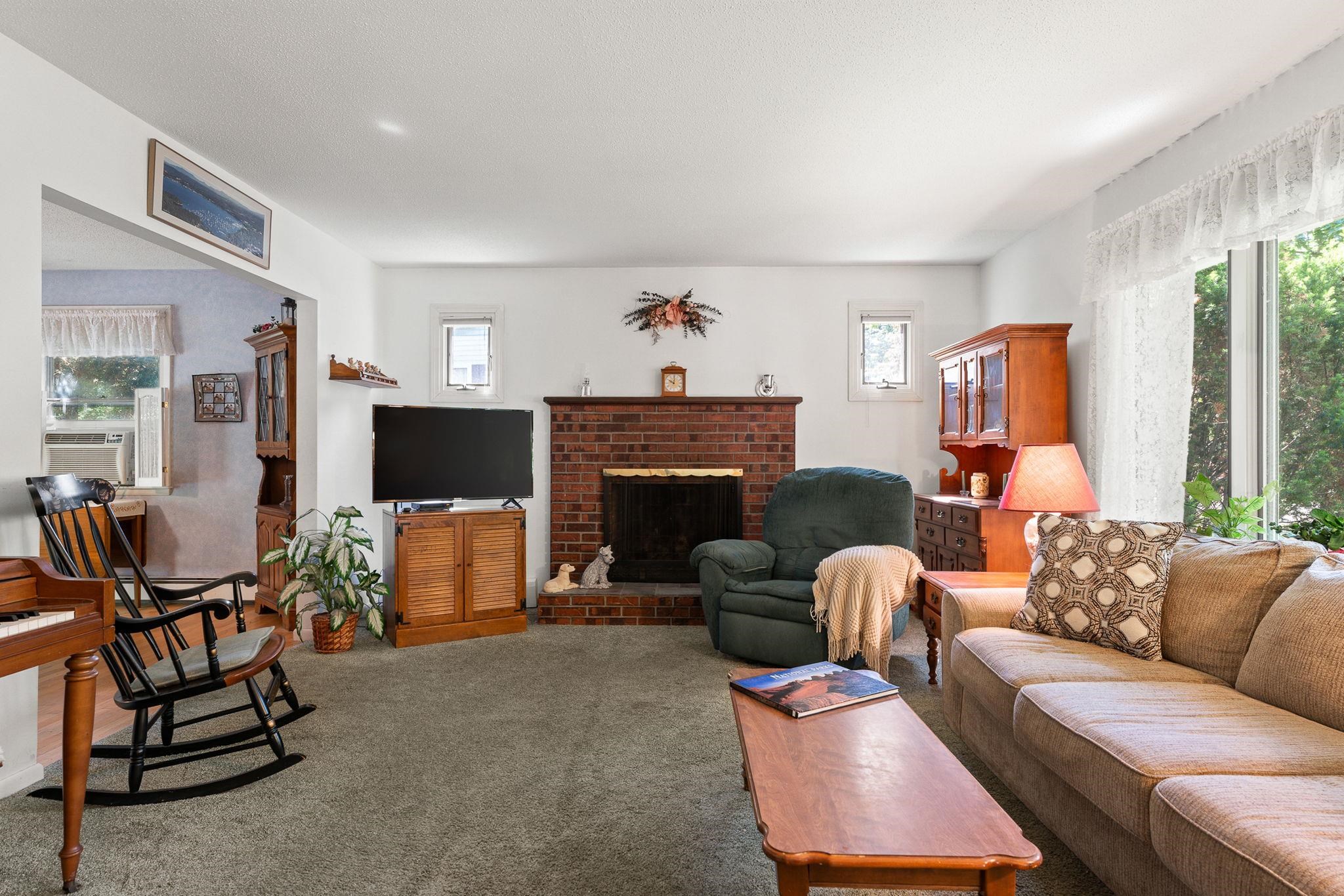 10 Logwood Circle