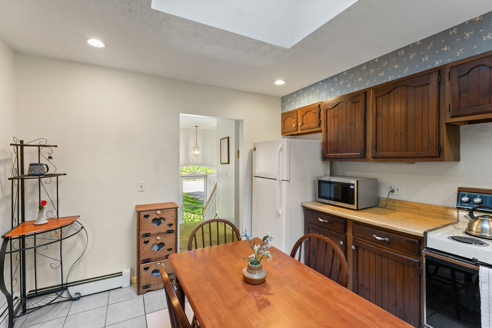 10 Logwood Circle