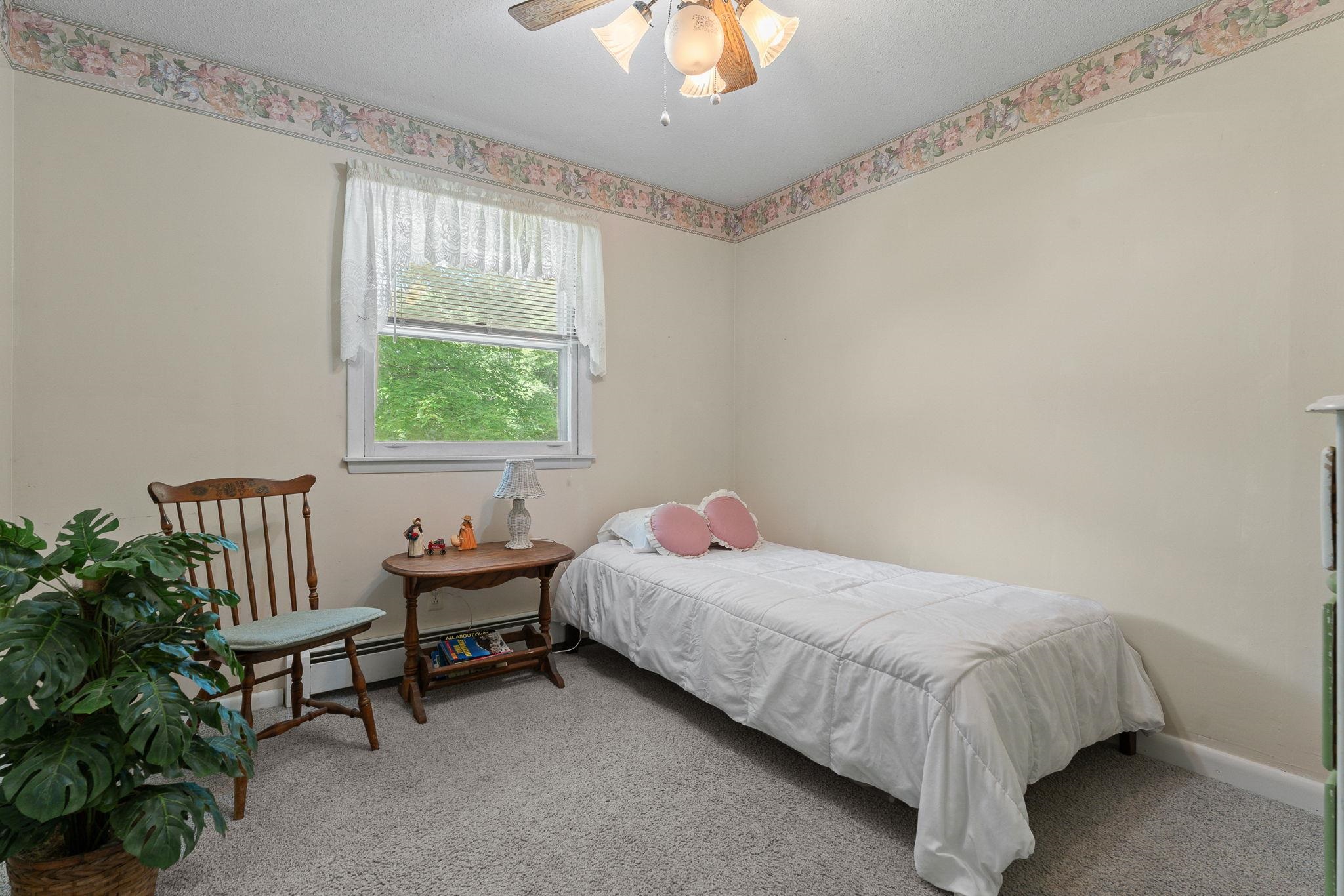 10 Logwood Circle