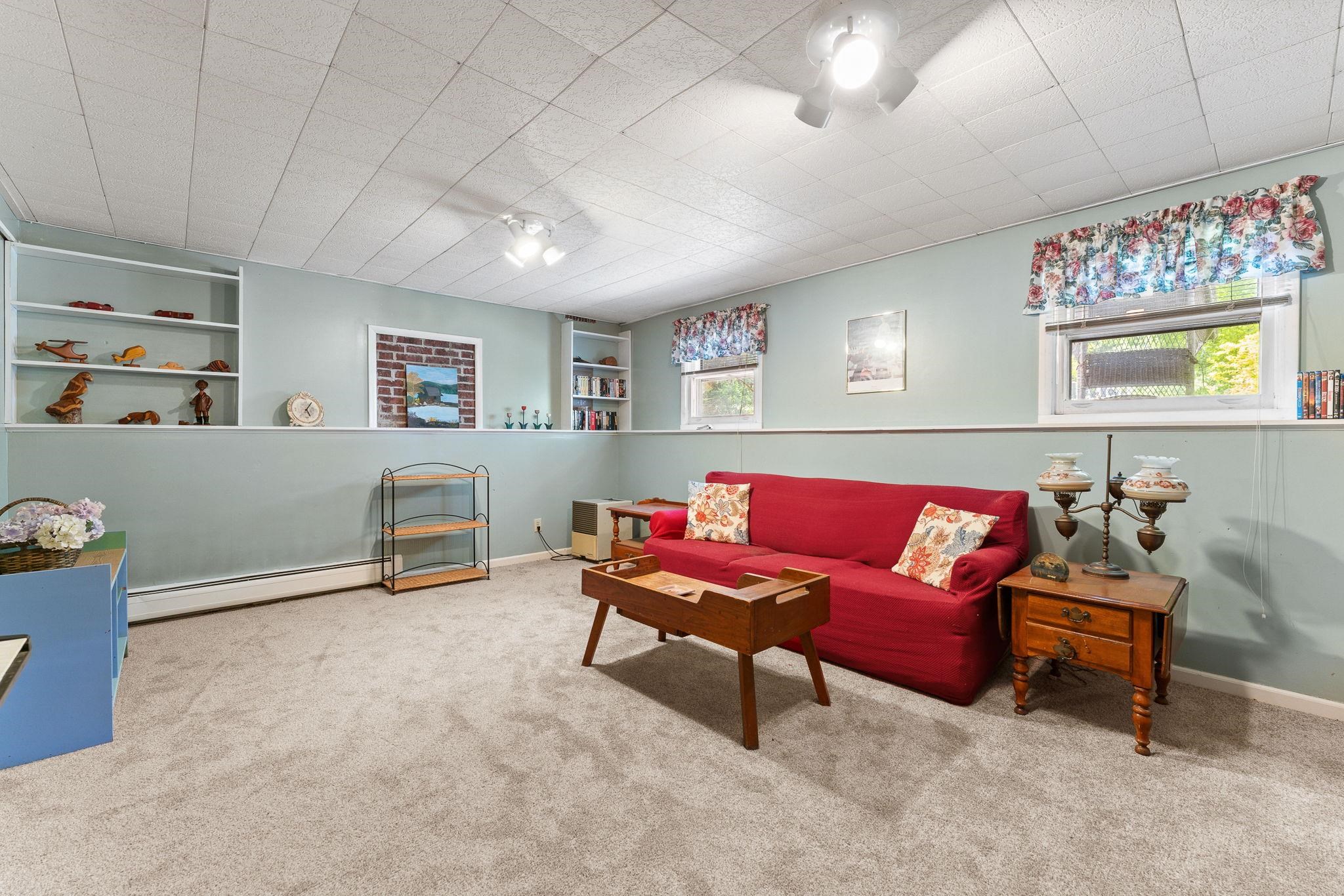 10 Logwood Circle