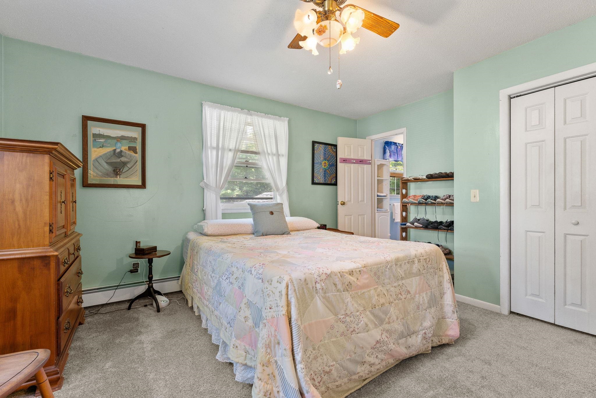 10 Logwood Circle