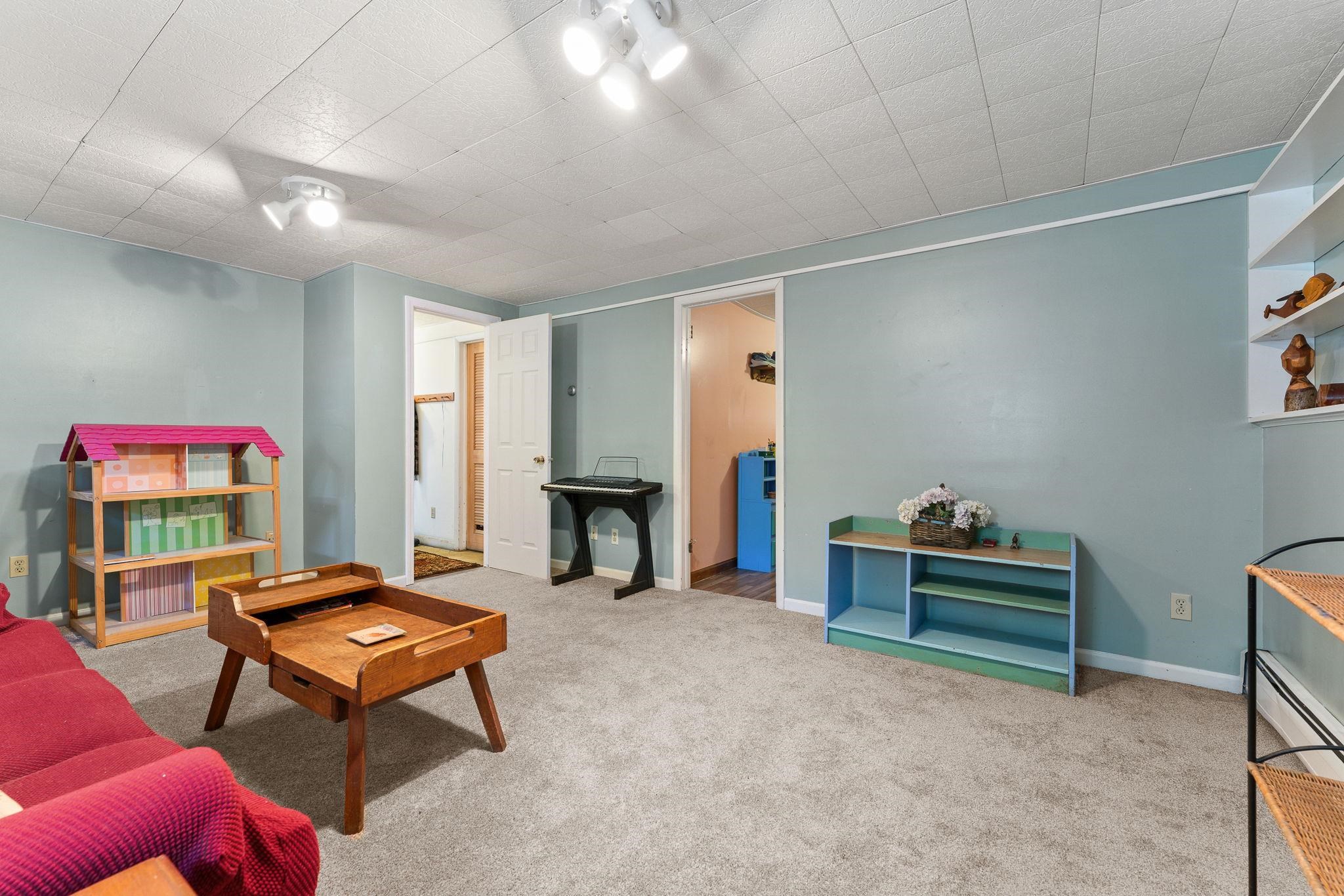 10 Logwood Circle