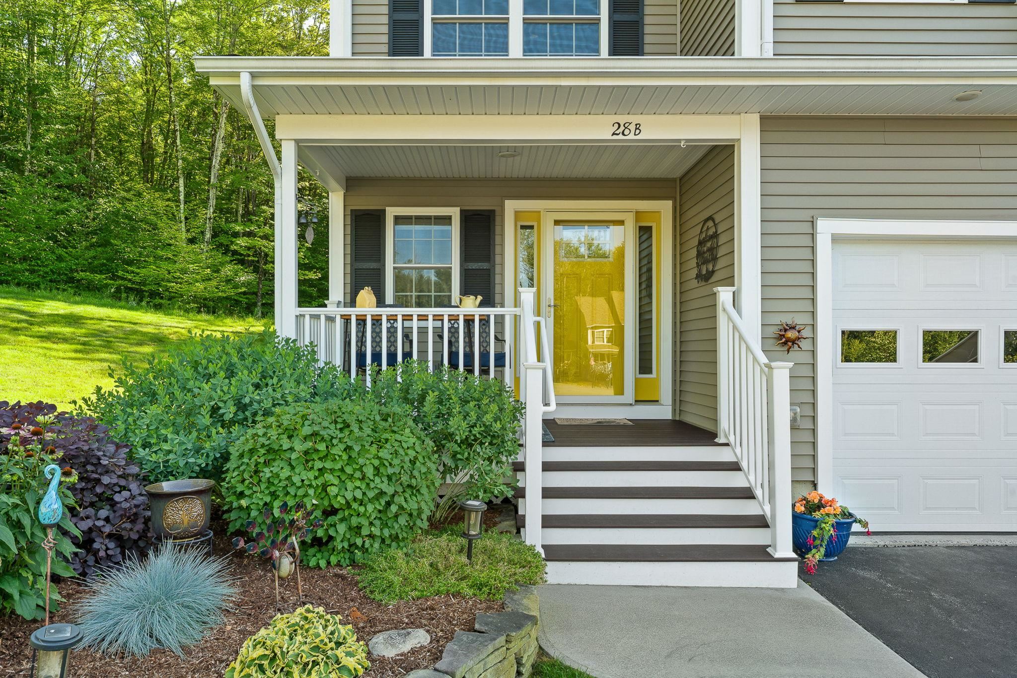 28 B Black Walnut Lane Unit: 28-B