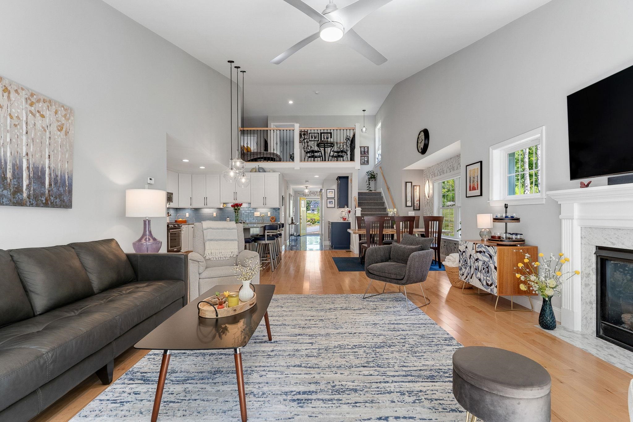 28 B Black Walnut Lane Unit: 28-B