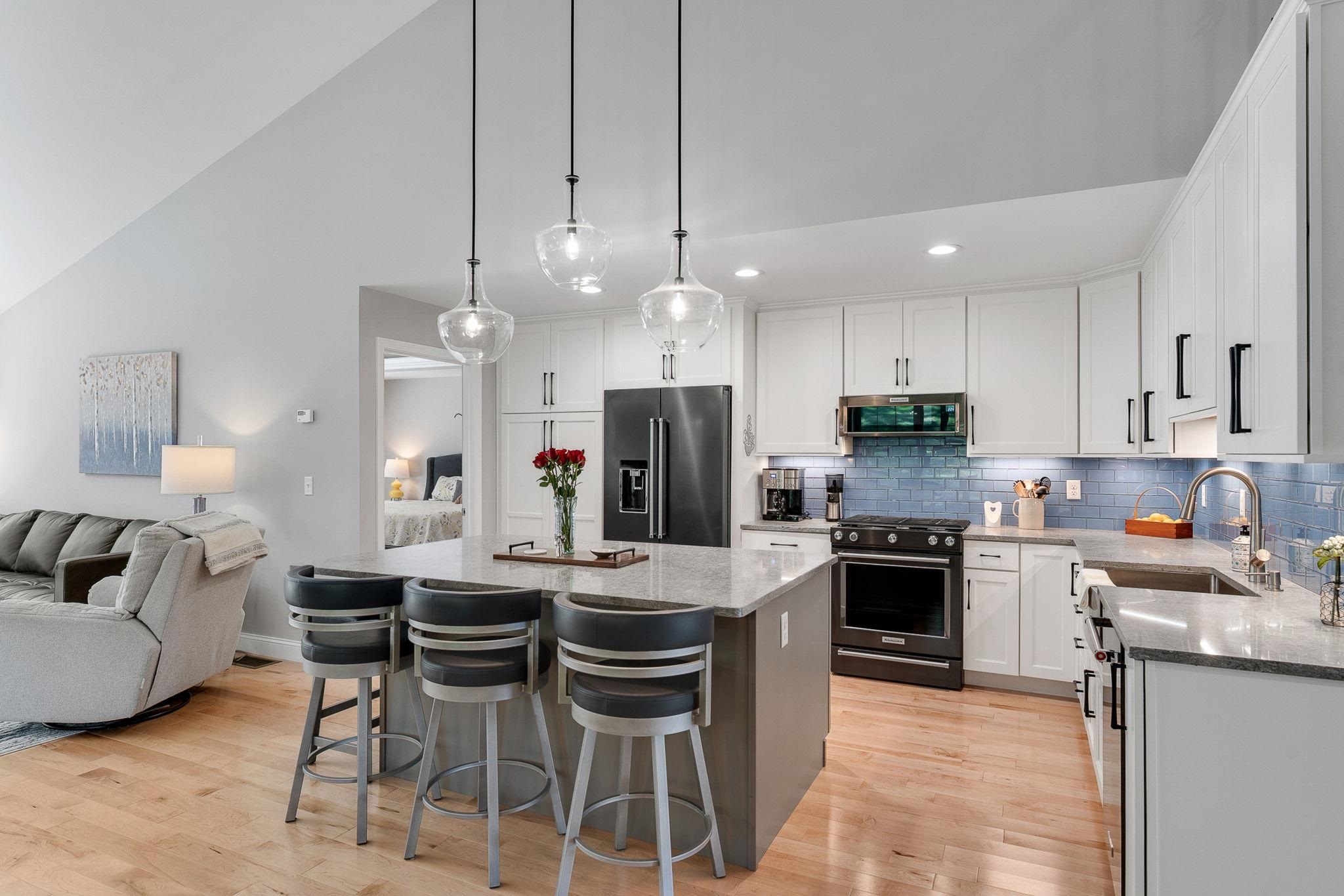 28 B Black Walnut Lane Unit: 28-B
