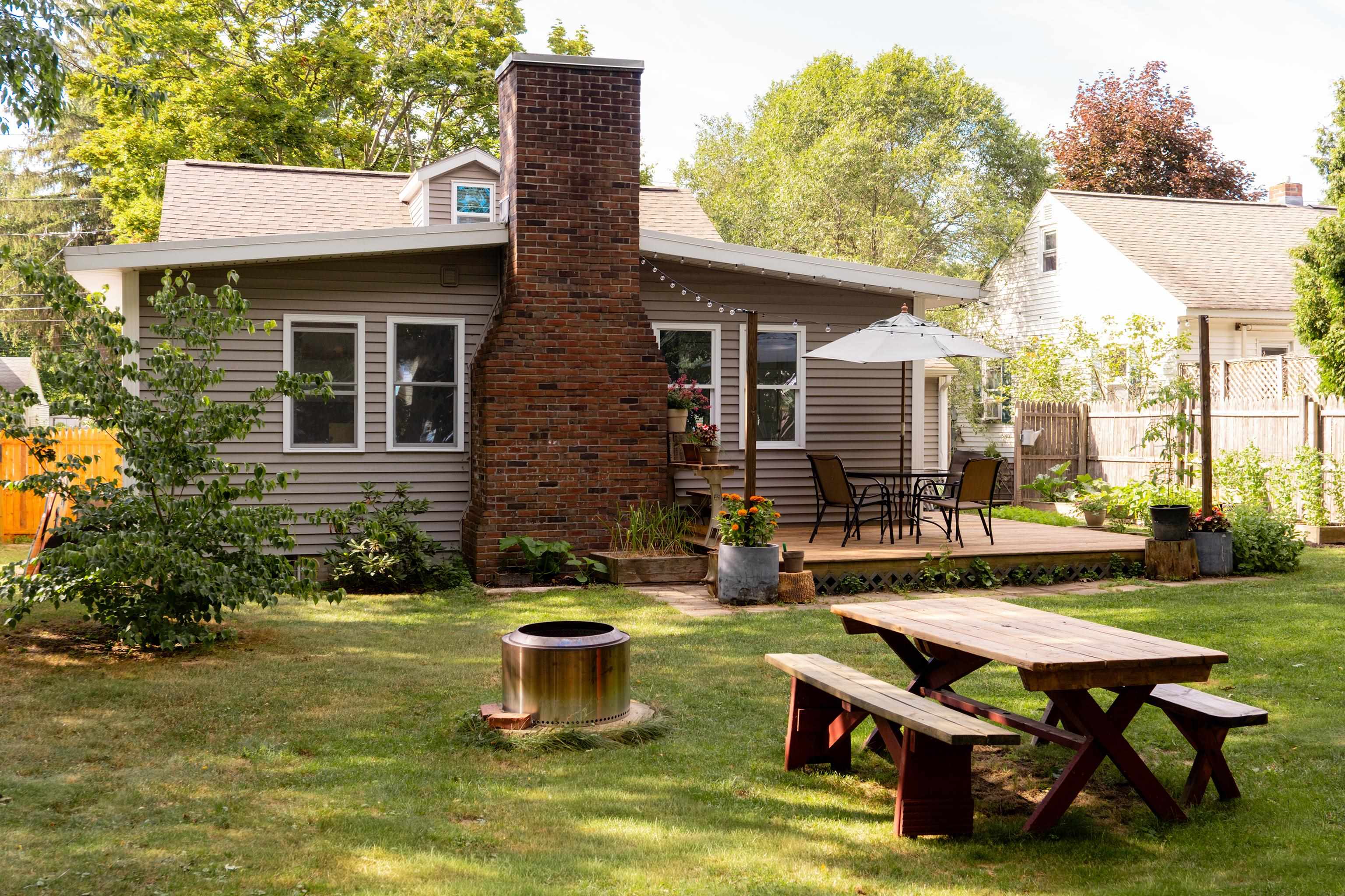 133 Woodbury Road