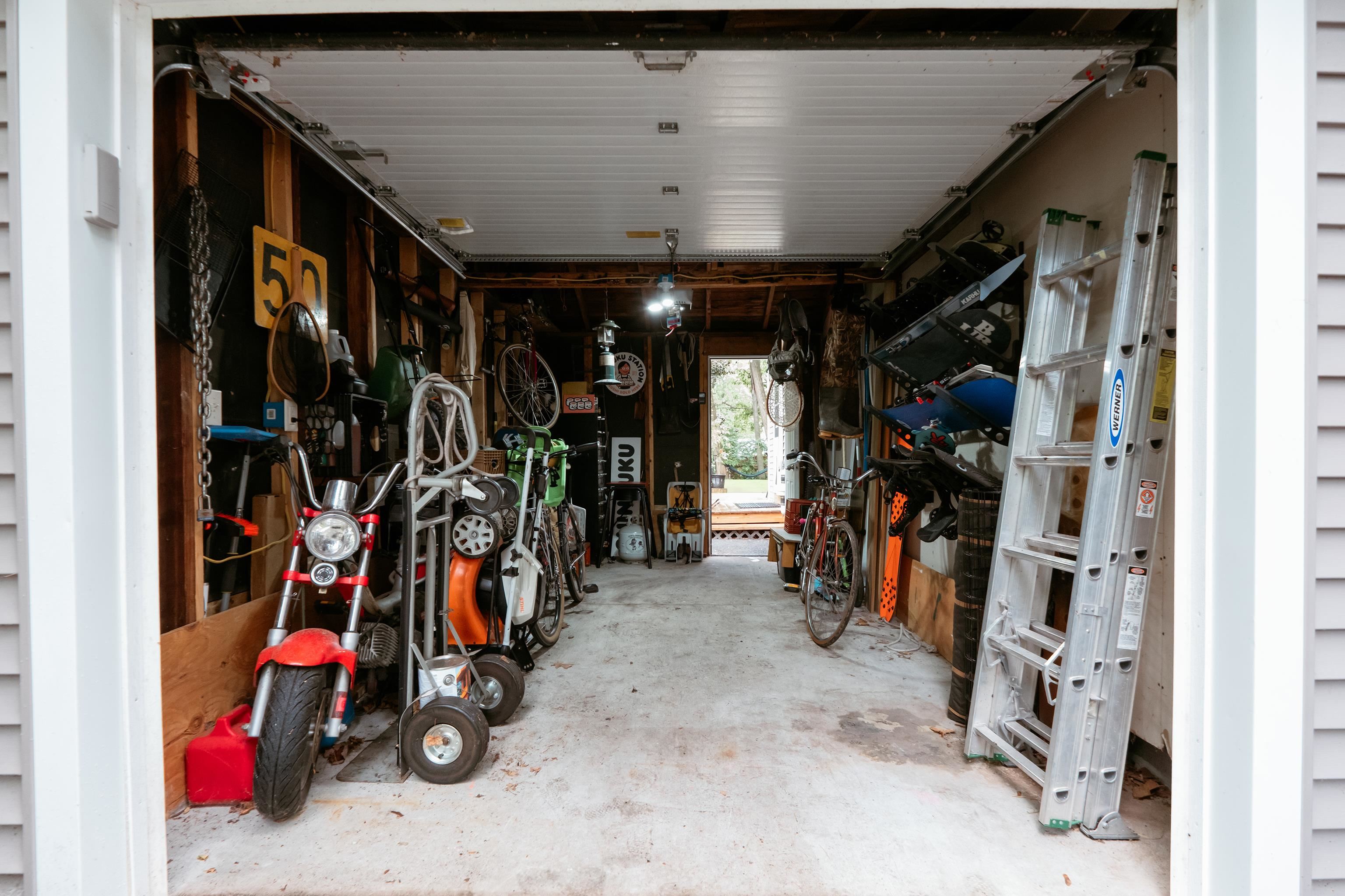 133 Woodbury Road