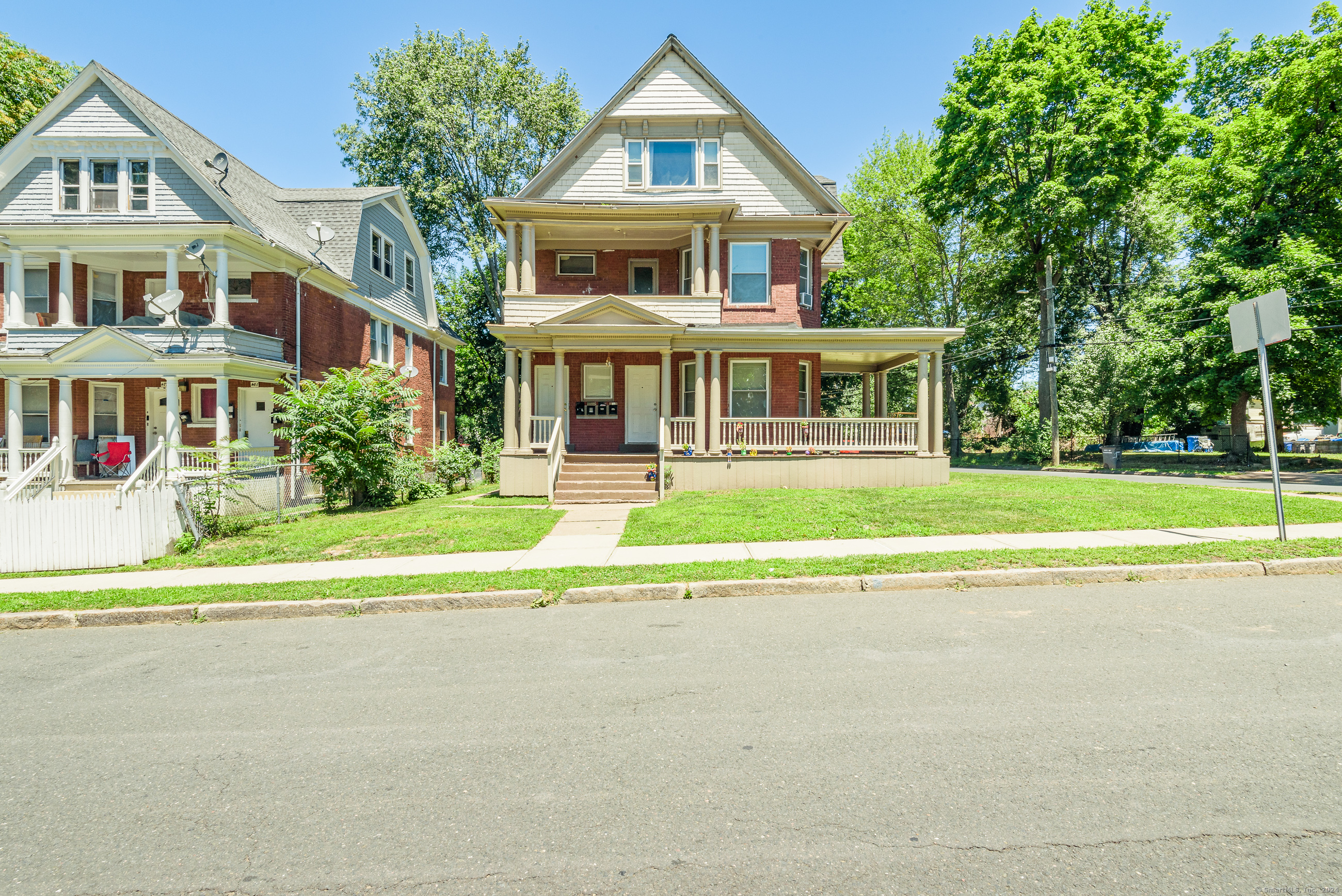 483 Edgewood Street