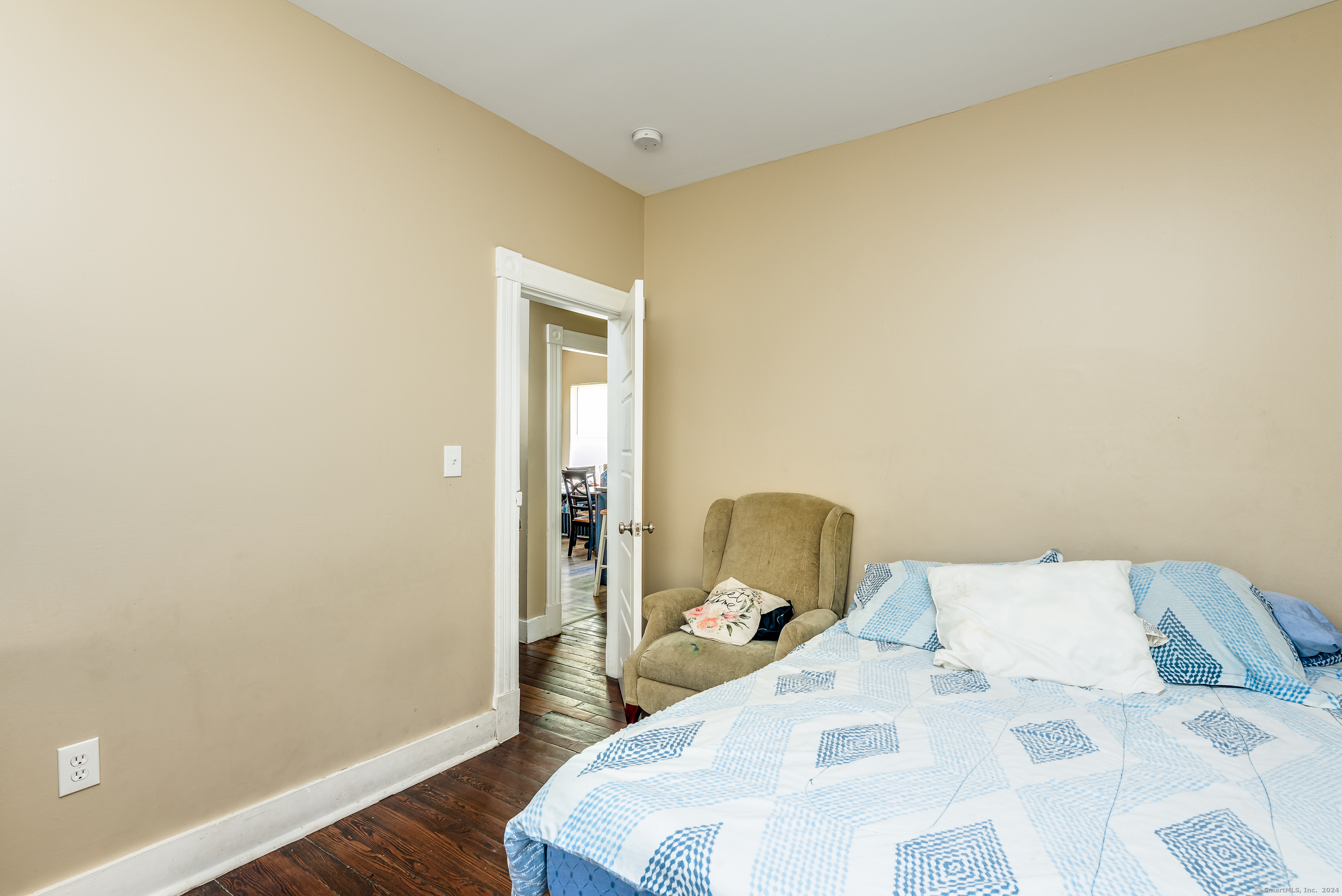 483 Edgewood Street