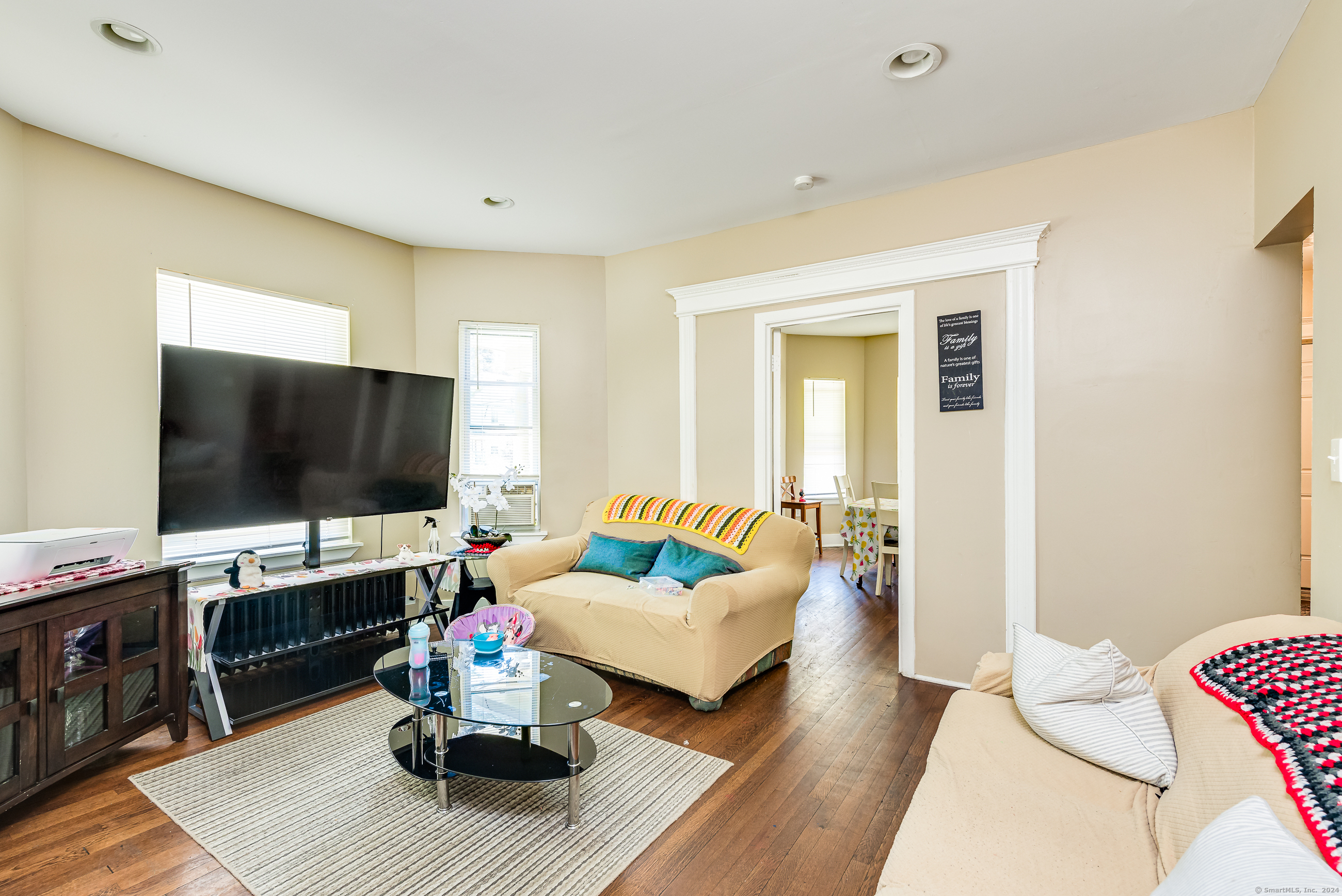 483 Edgewood Street