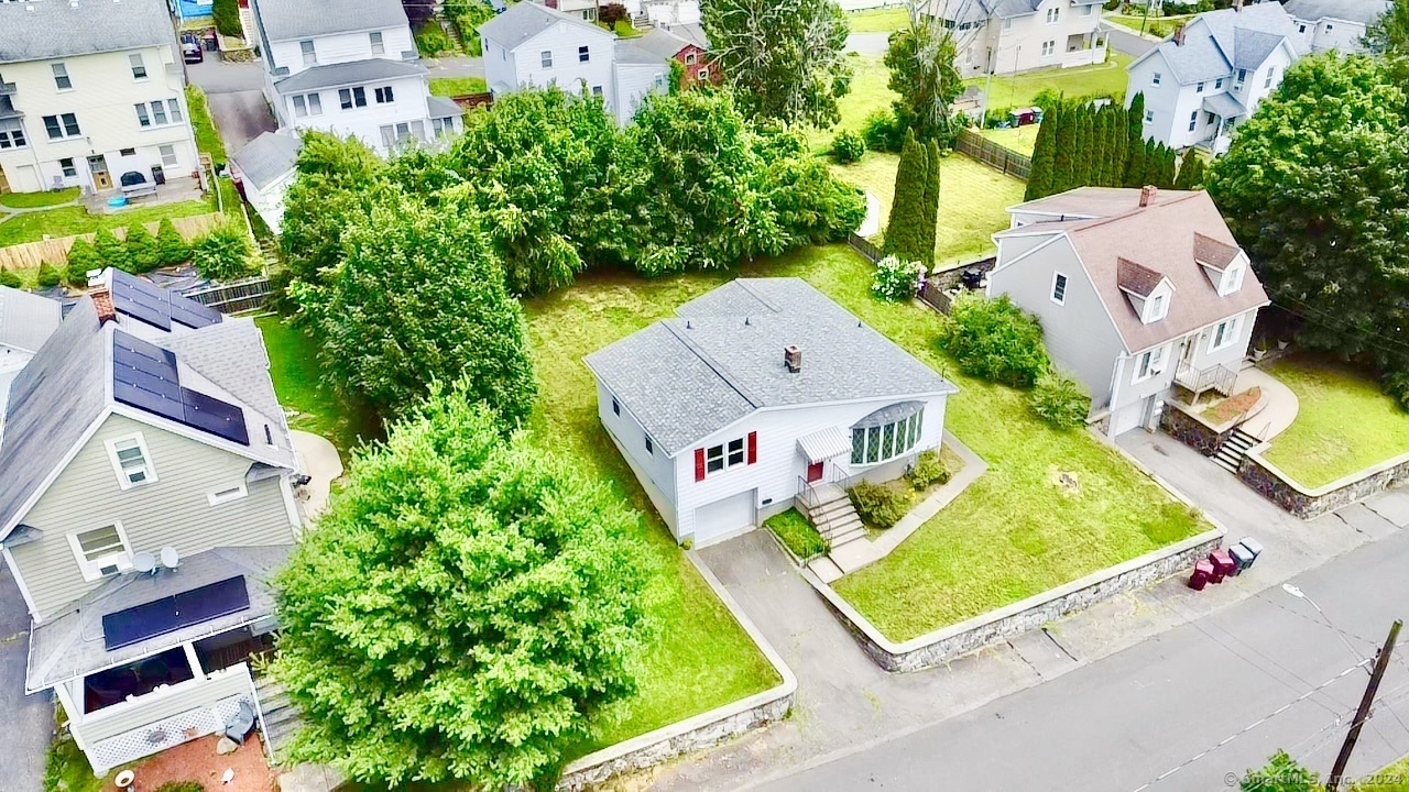 25 Marshall Avenue