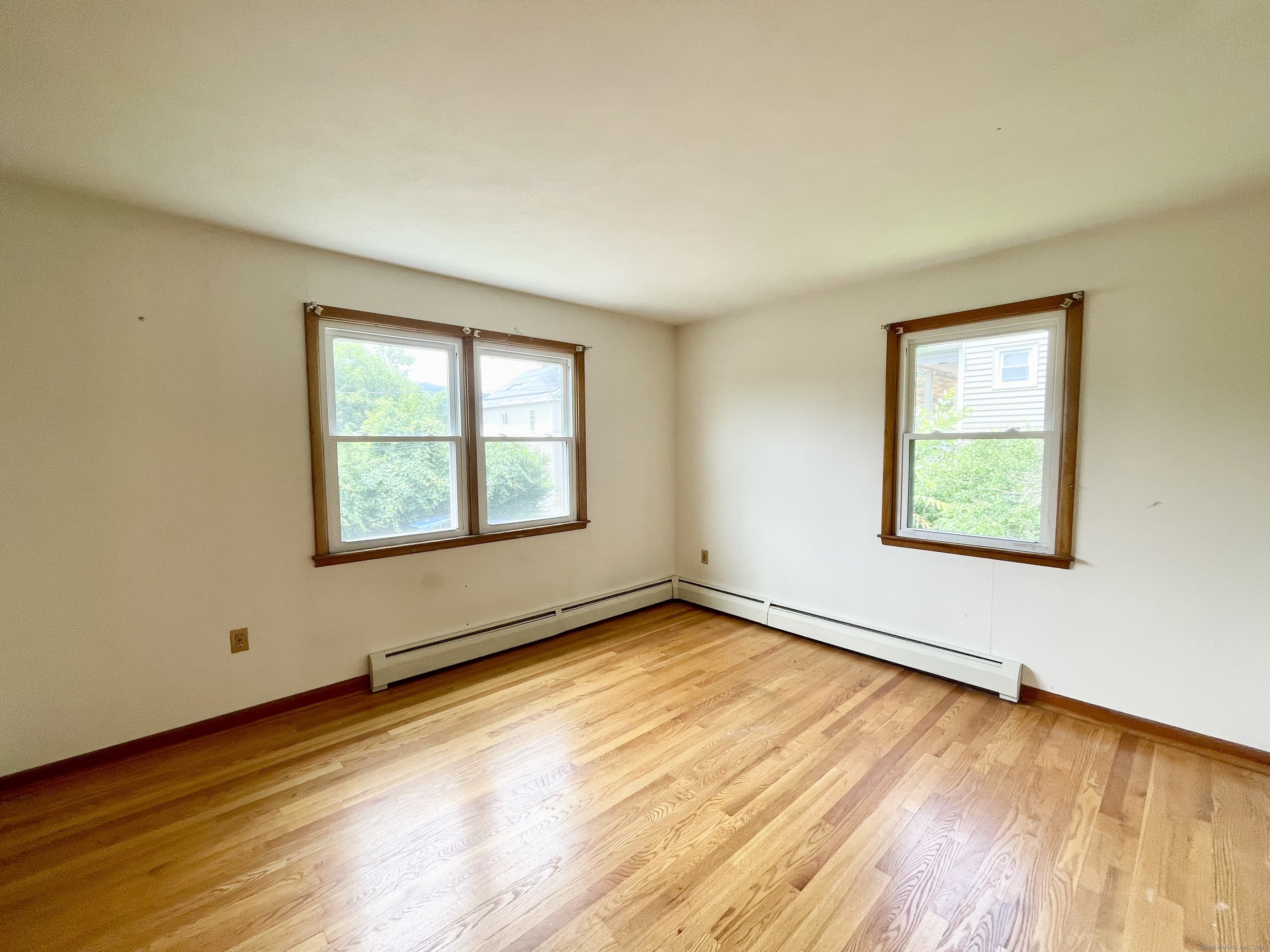 25 Marshall Avenue