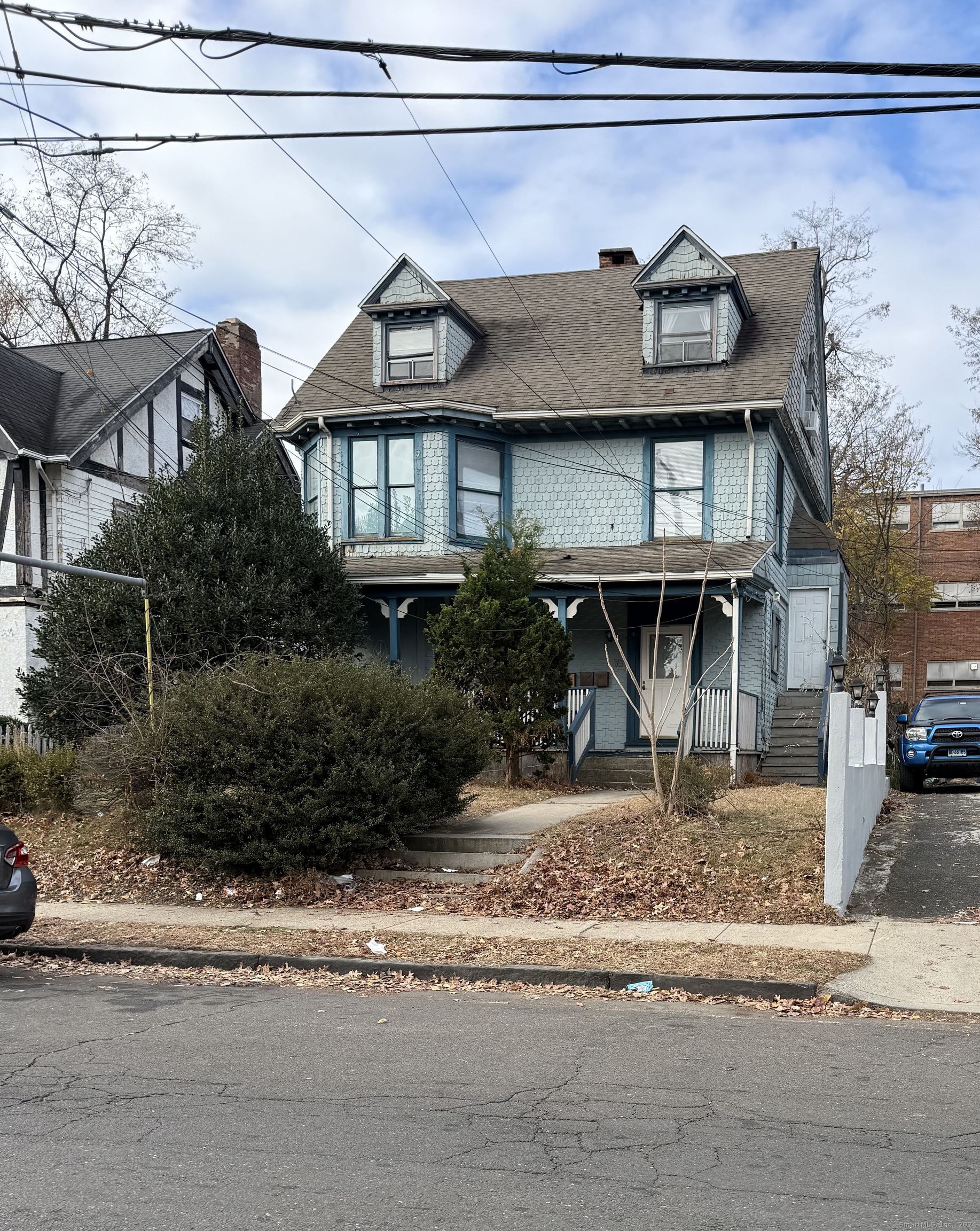 73 Yale Street