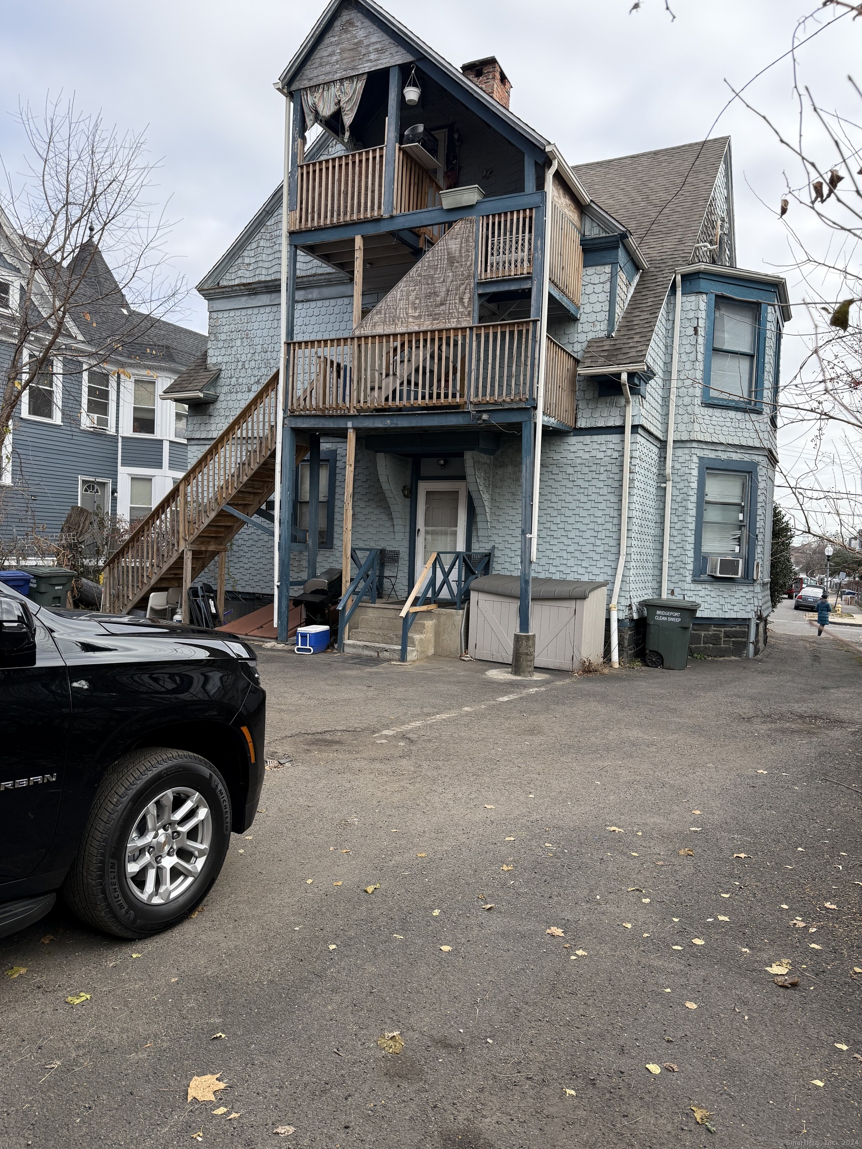 73 Yale Street