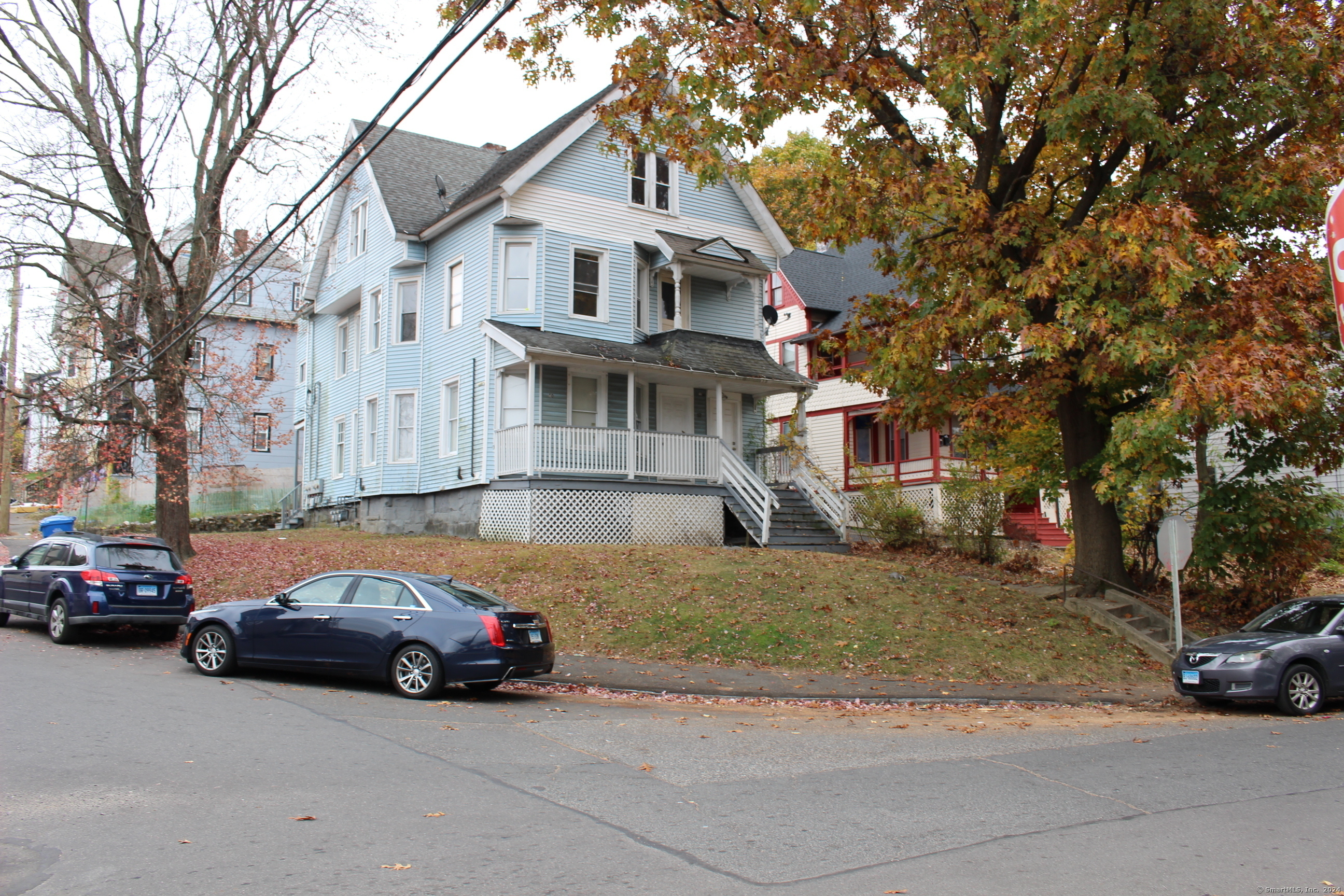 50 Manhan Street