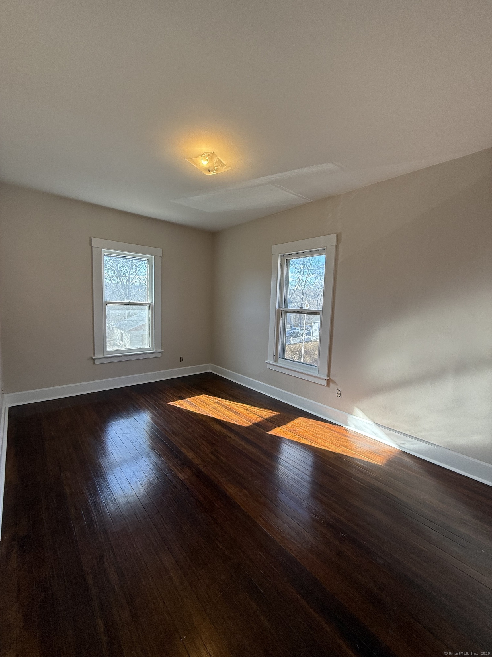 136 Hawthorne Avenue 2