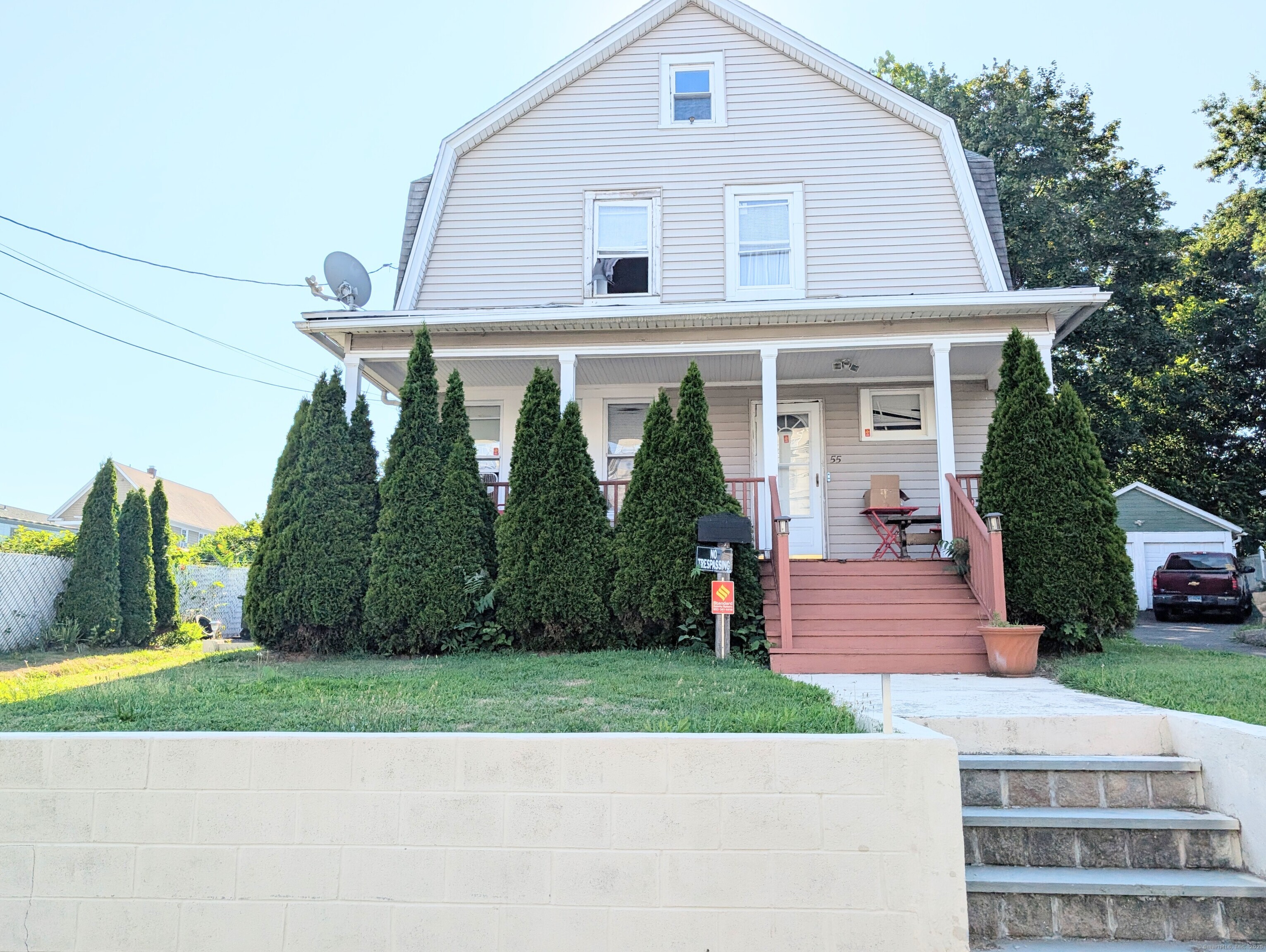 55 Ridgefield Avenue