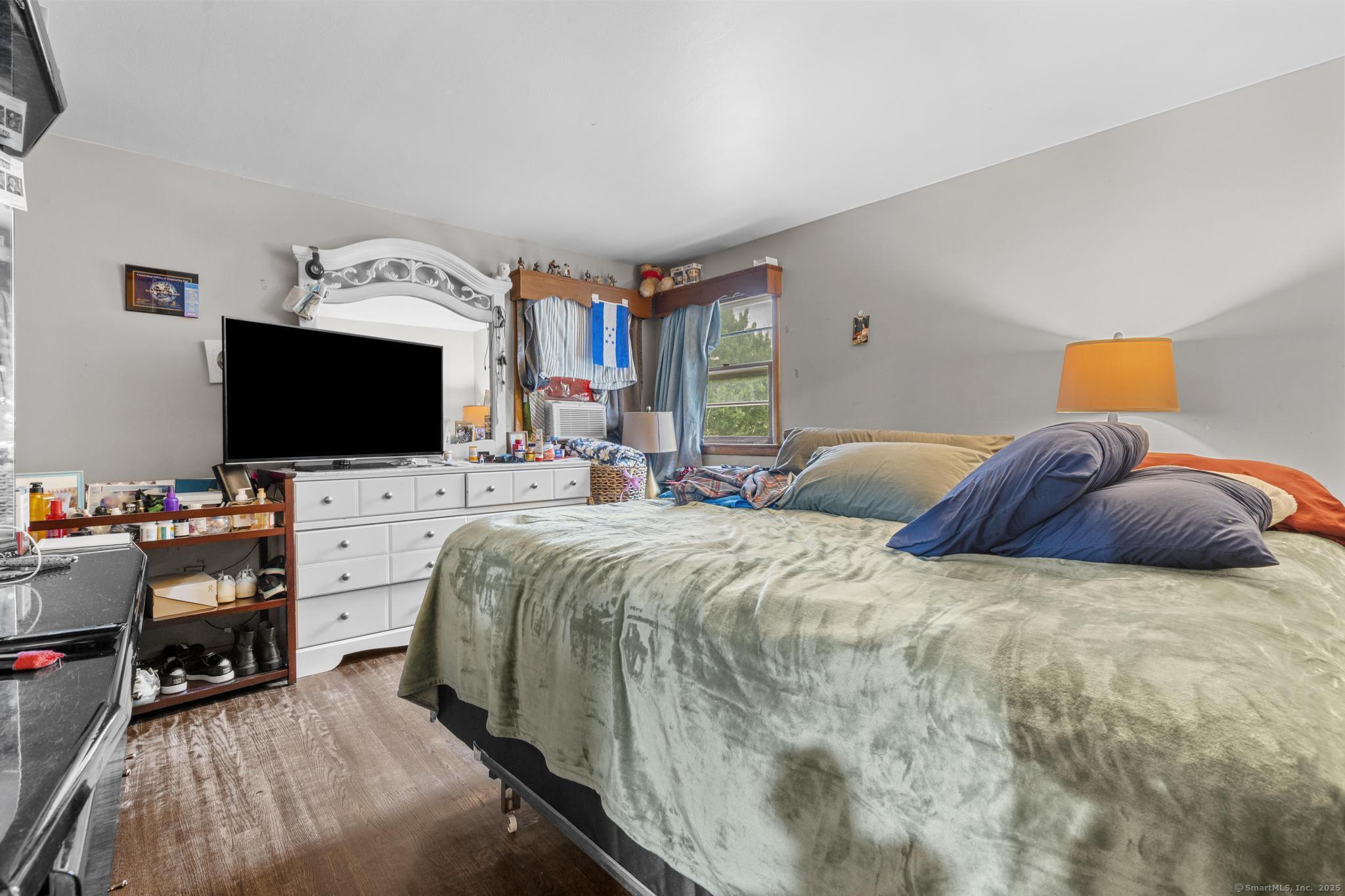 123 Summerfield Avenue