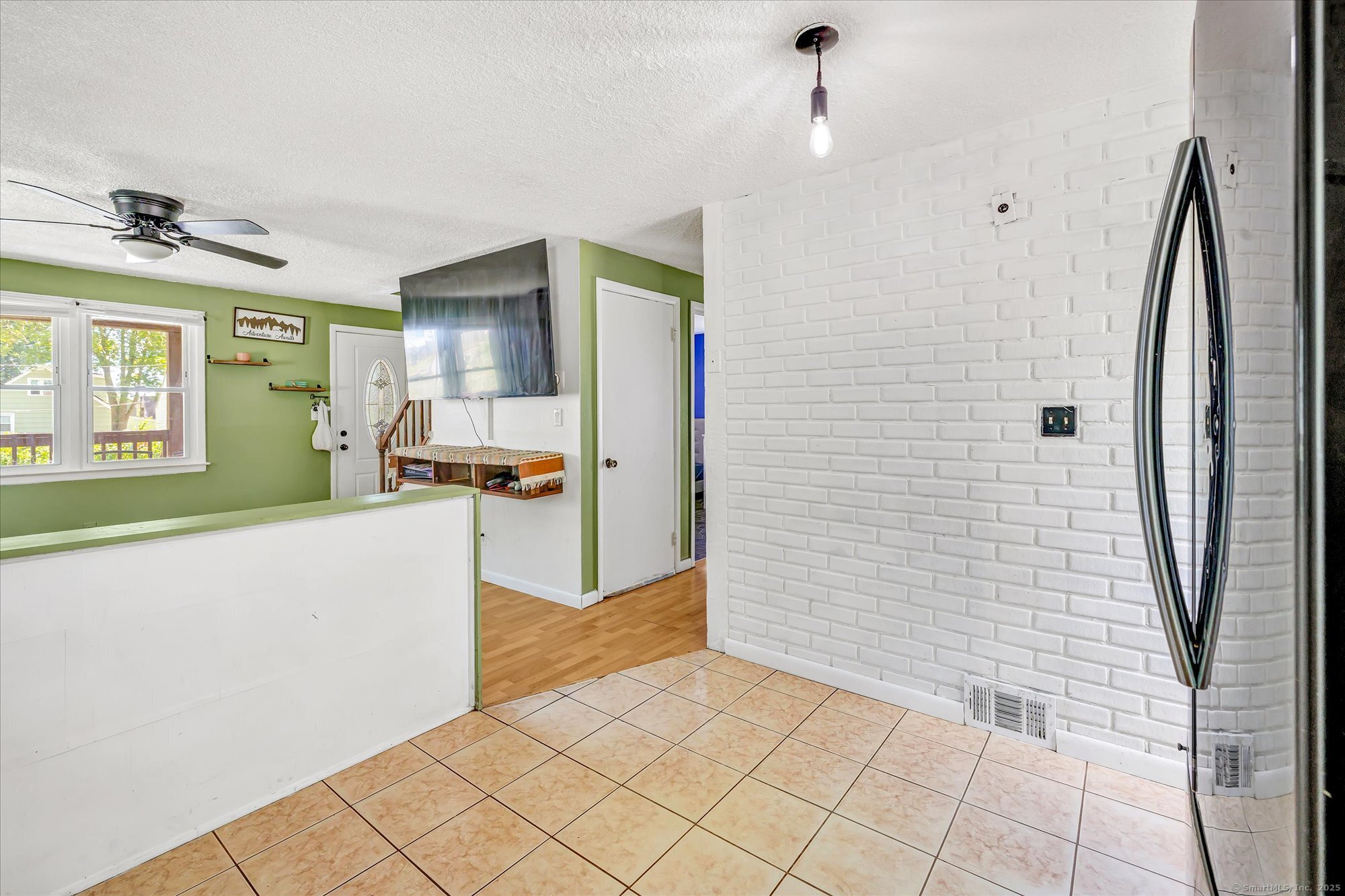 244 Earl Avenue