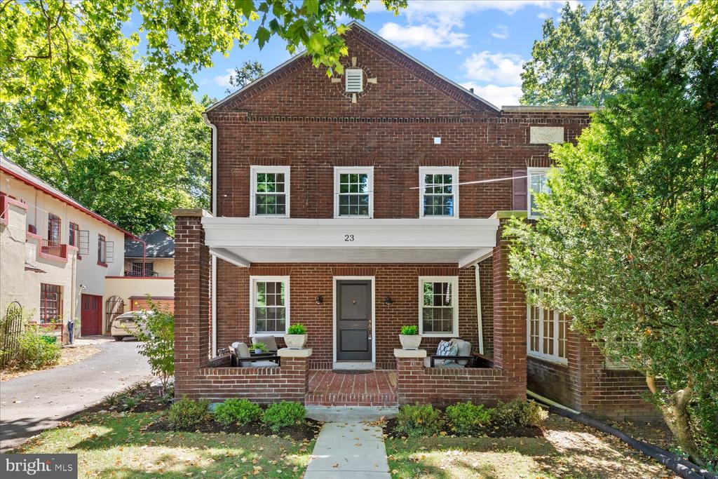 23 N President Ave