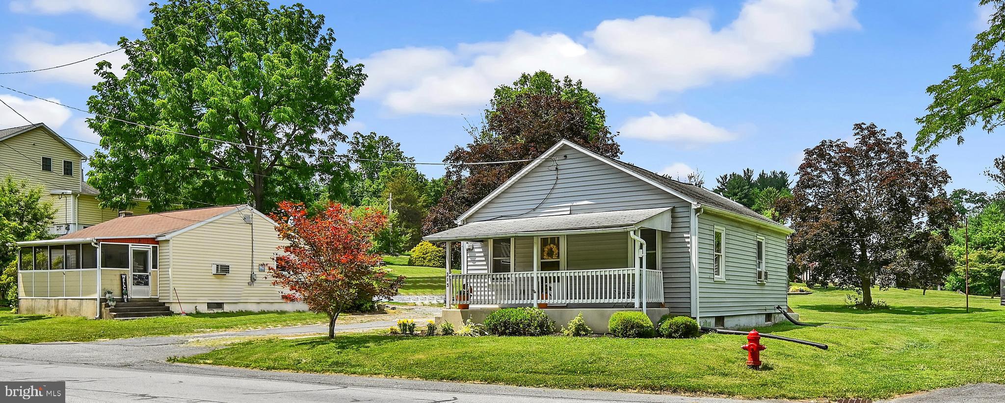 313-315 E COTTAGE AVENUE