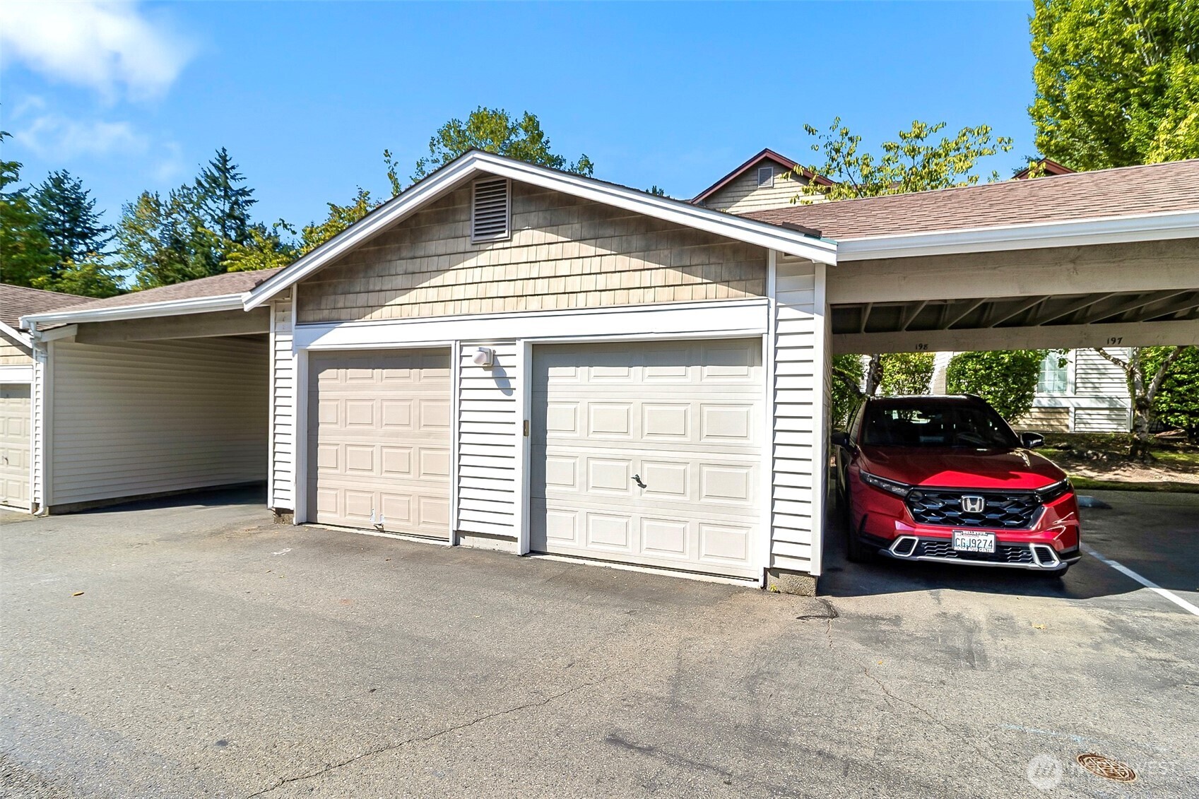 25235 SE Klahanie Boulevard Unit: J202