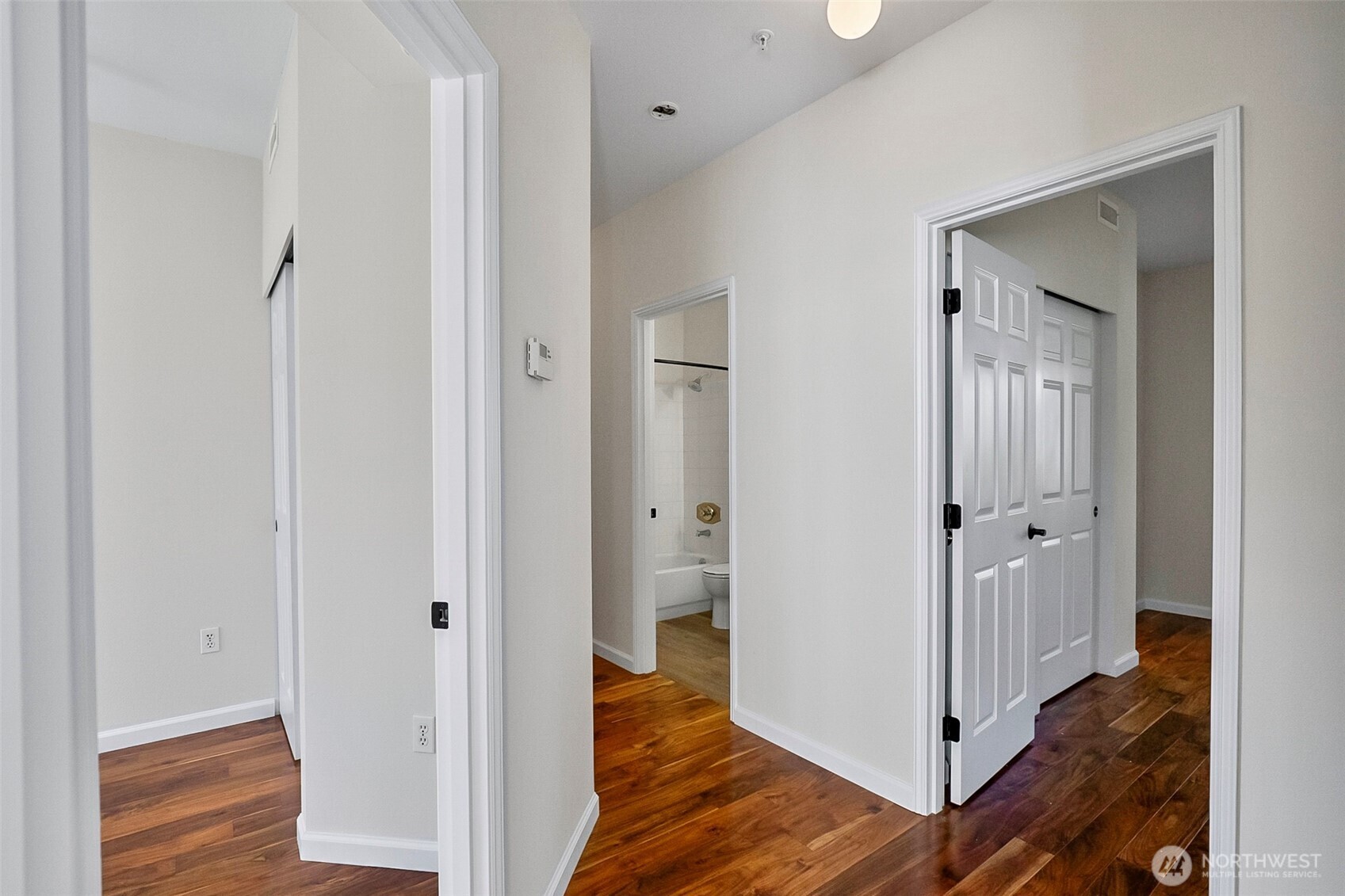 25235 SE Klahanie Boulevard Unit: J202