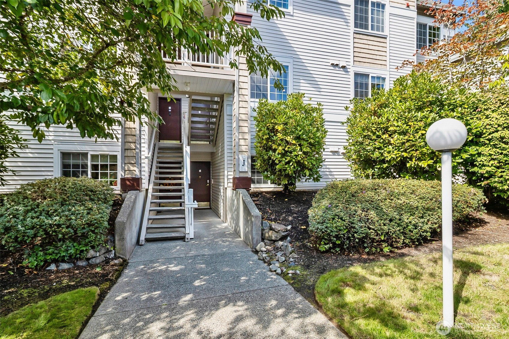 25235 SE Klahanie Boulevard Unit: J202