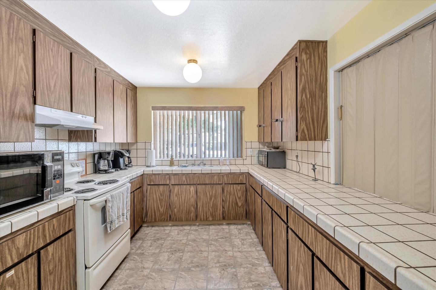 3322 Ashwood WAY 47