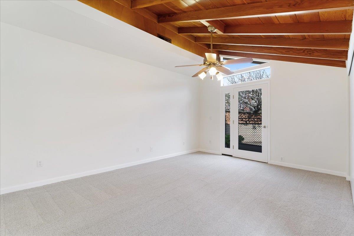 260 Goss AVE