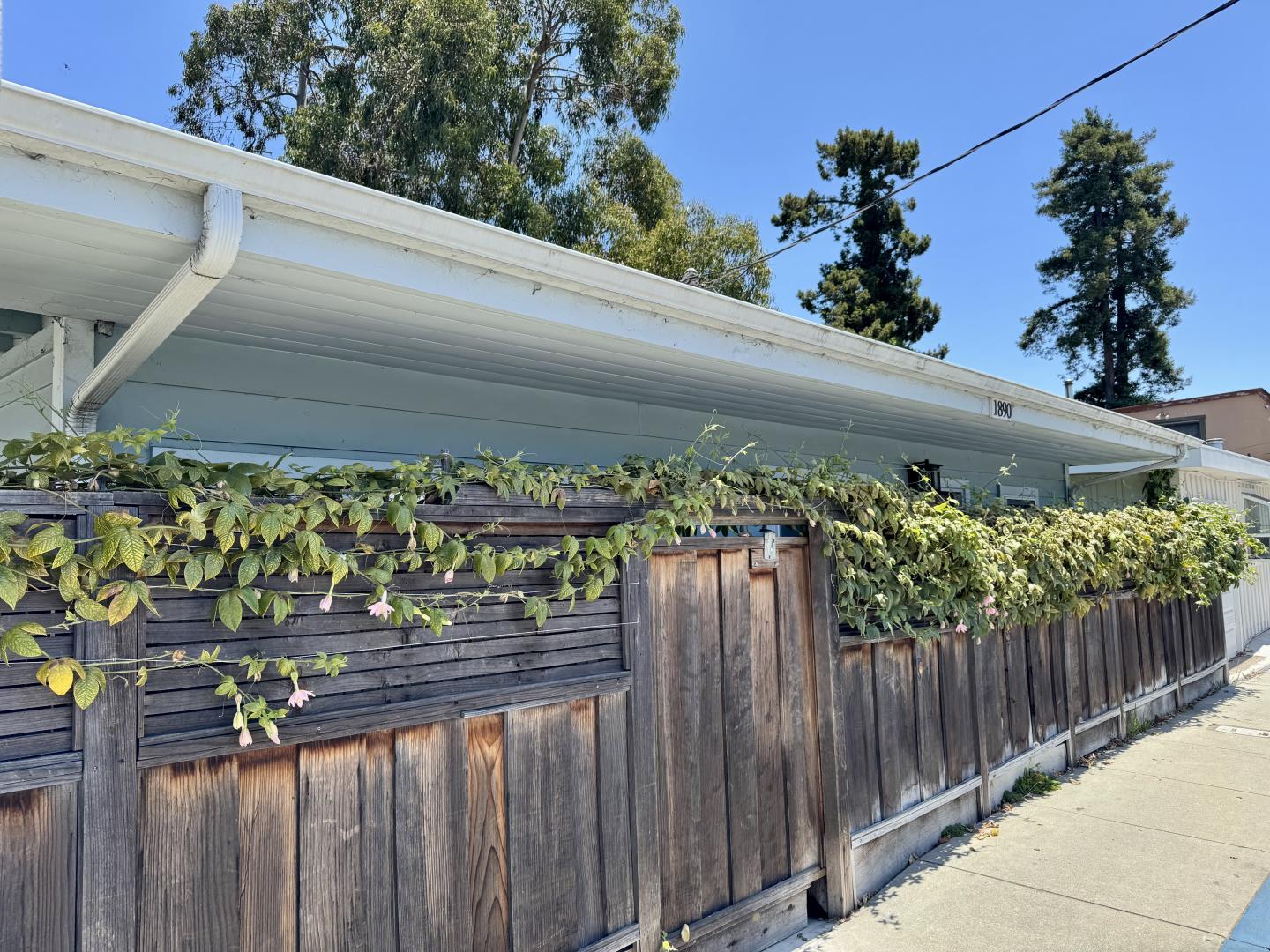 1890 Wharf Road