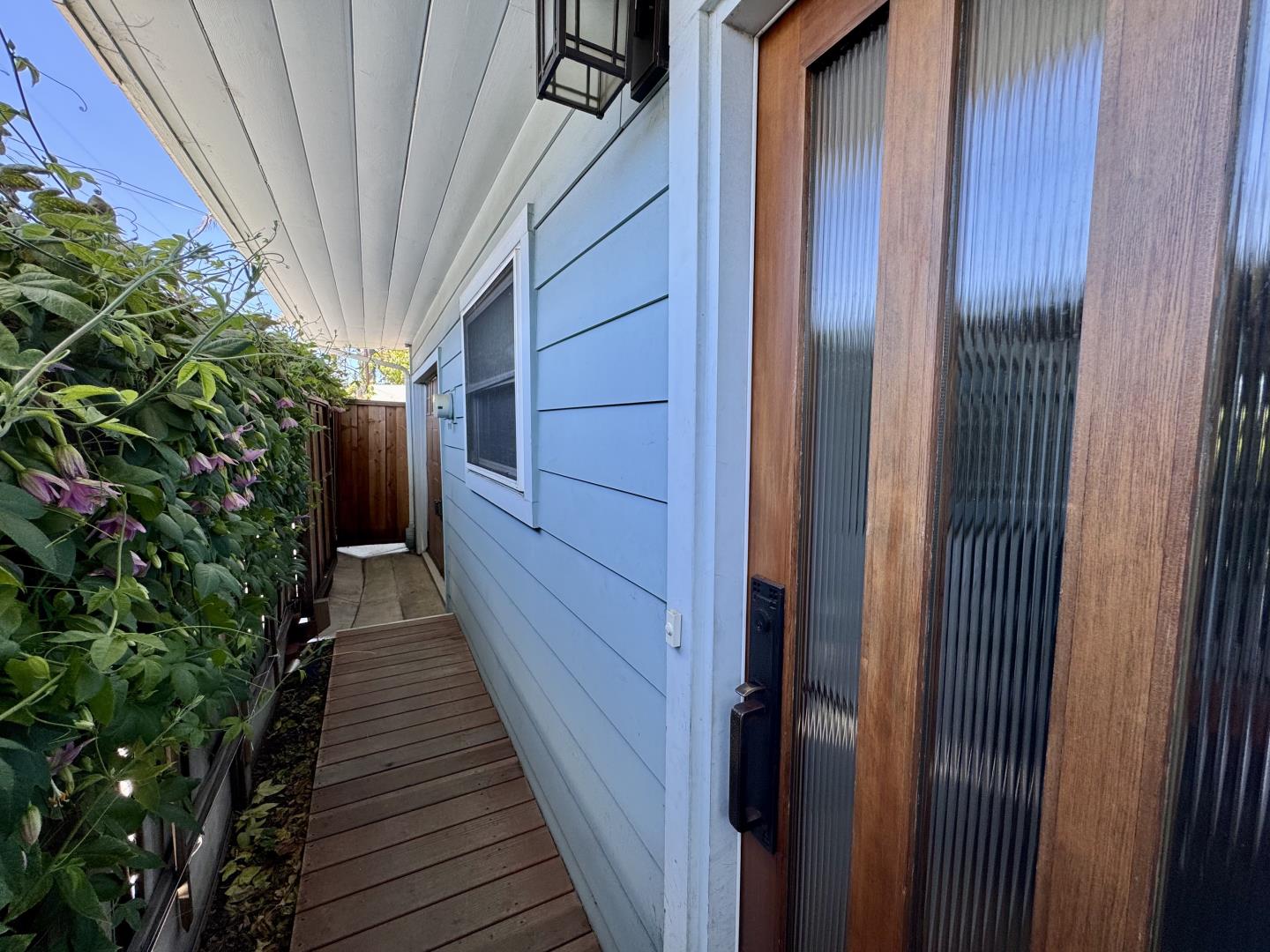 1890 Wharf Road