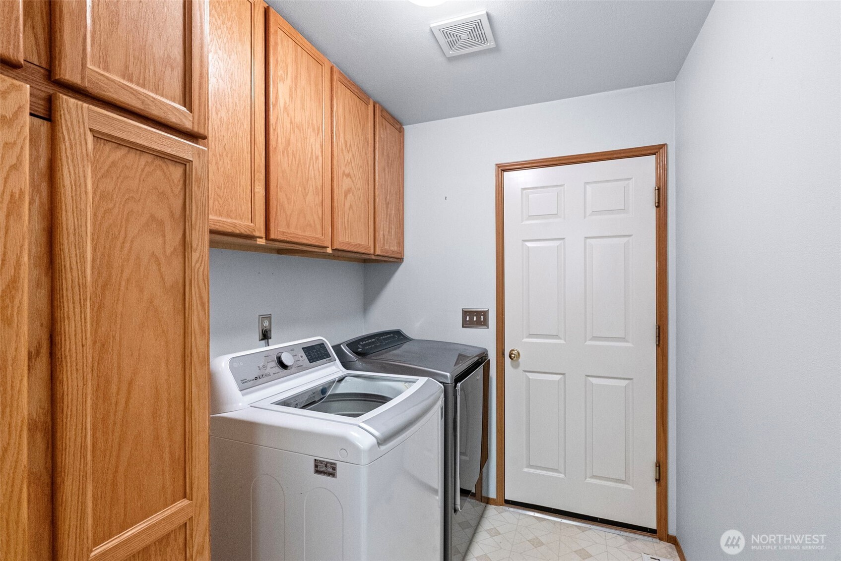 5807 NE Rest Place