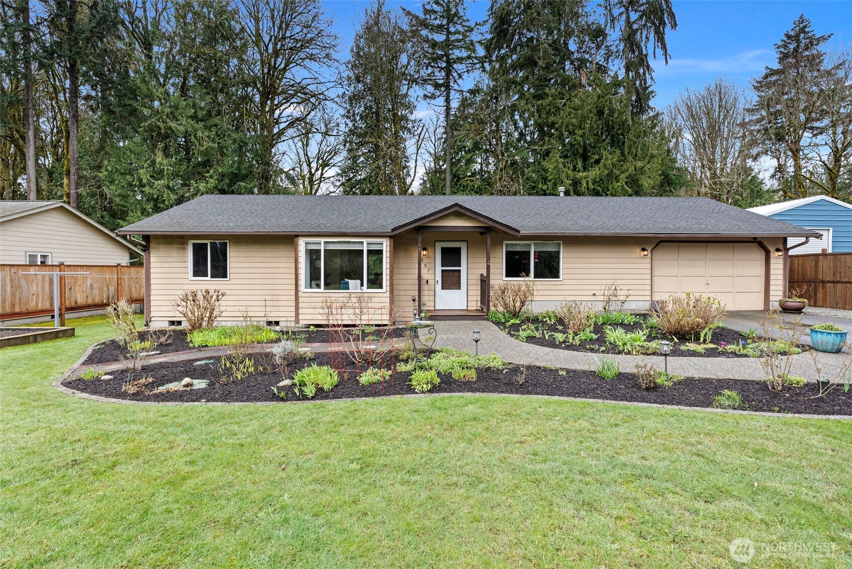 5807 NE Rest Place