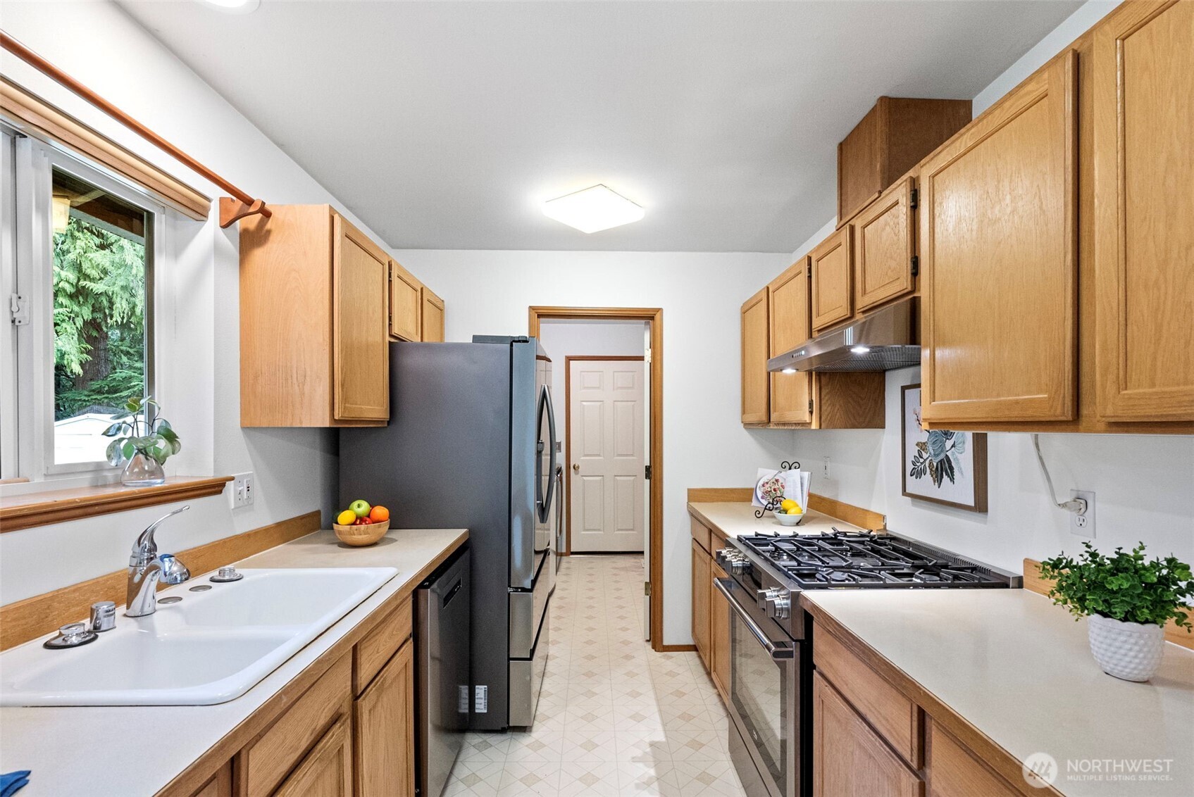5807 NE Rest Place