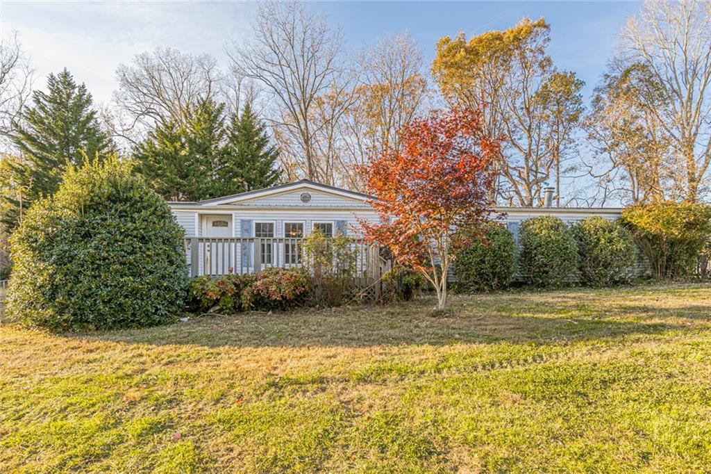 6627 YELLOW CREEK Road