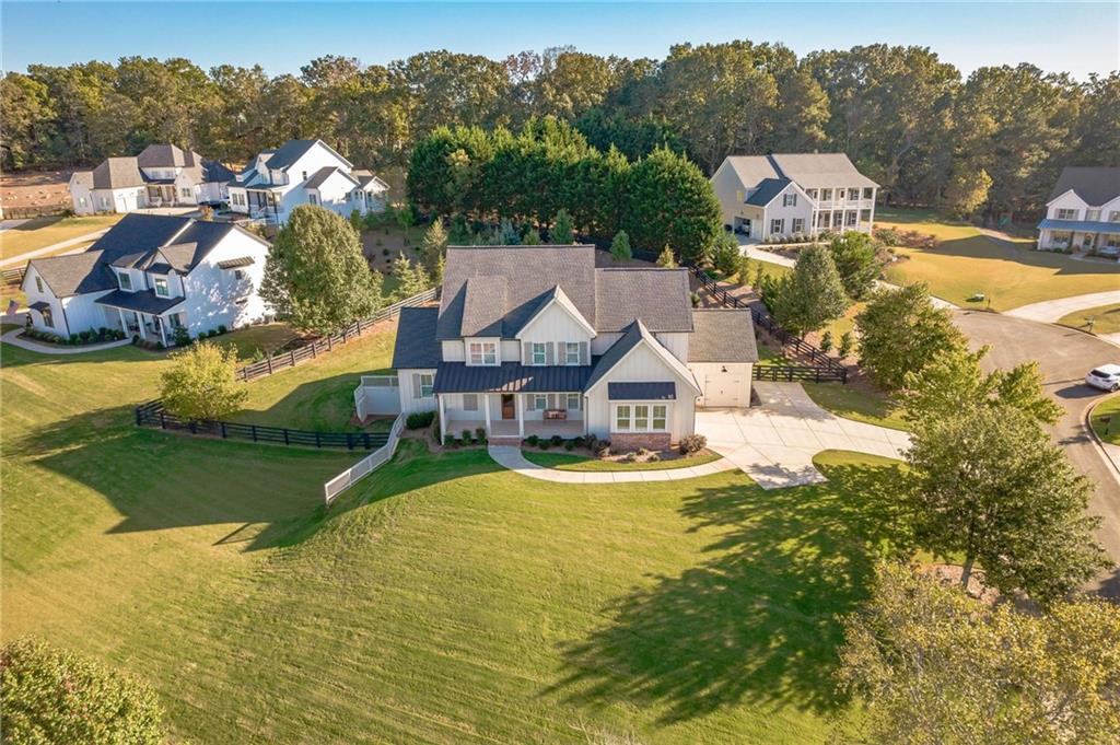 201 IVY MEADOW Way