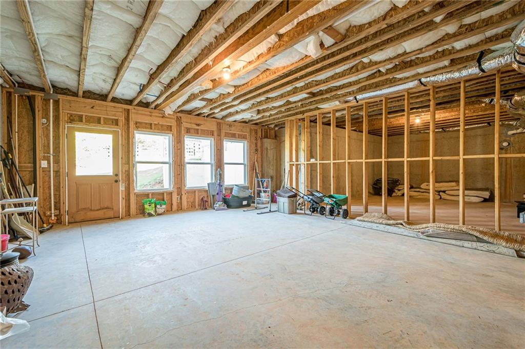 201 IVY MEADOW Way