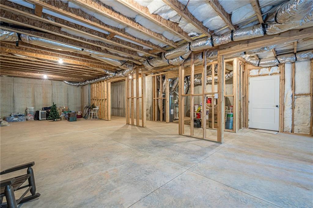 201 IVY MEADOW Way
