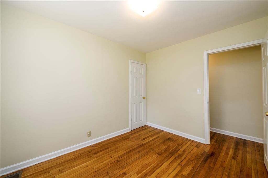 521 GREEN Street