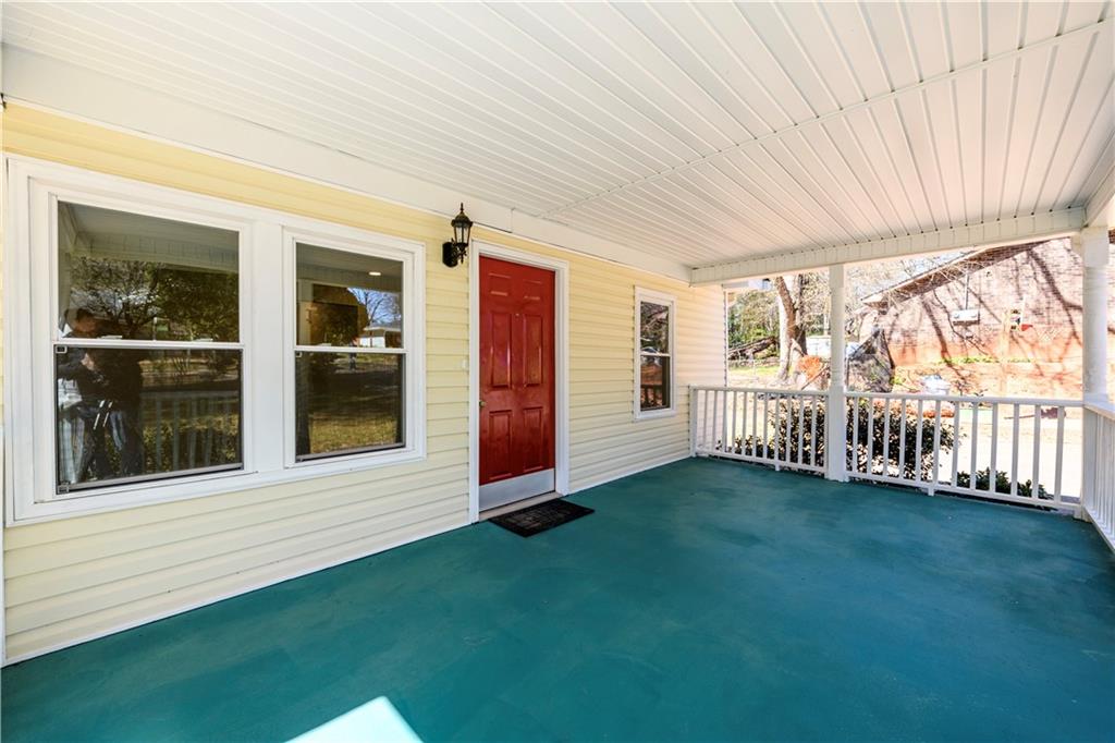 521 GREEN Street